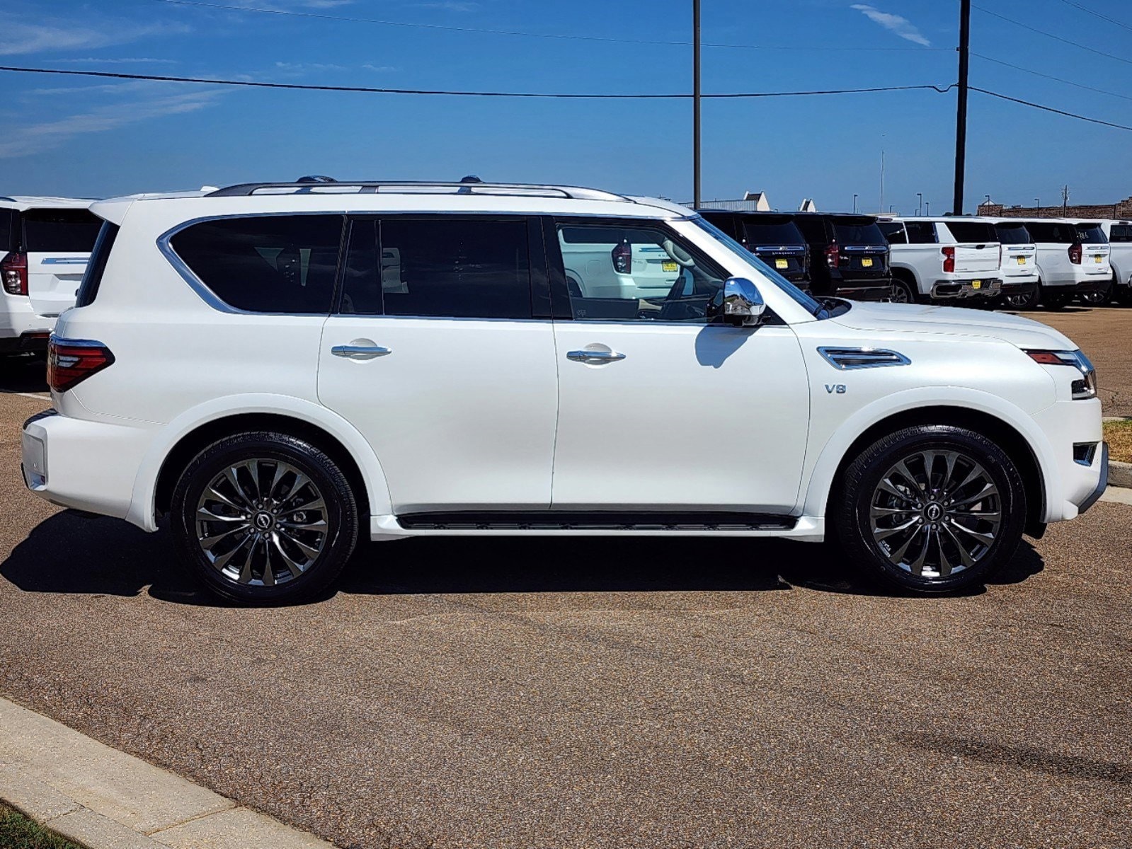 Used 2022 Nissan Armada Platinum with VIN JN8AY2DA8N9392759 for sale in Madison, MS