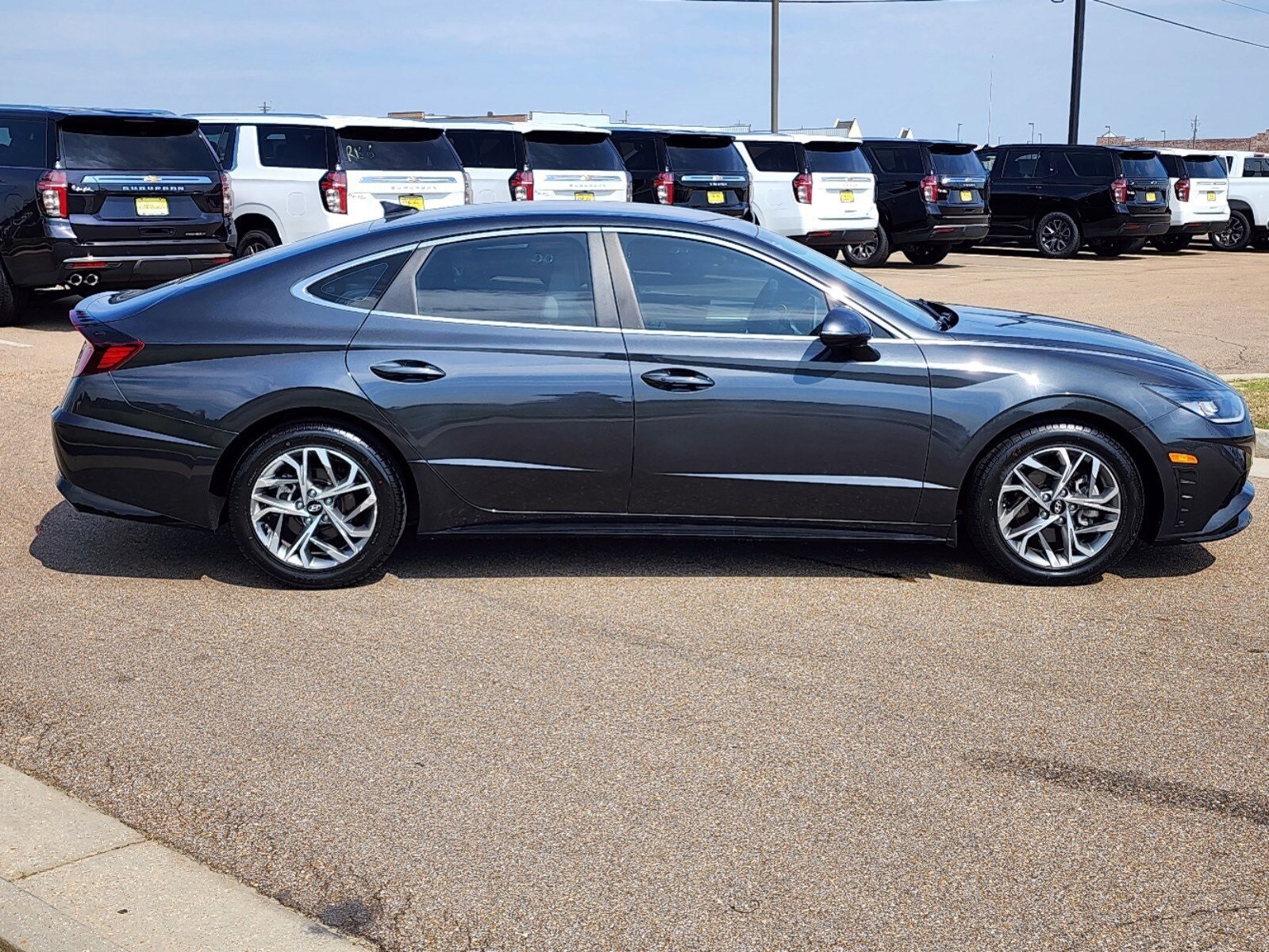 Used 2022 Hyundai Sonata SEL with VIN KMHL64JA4NA227442 for sale in Madison, MS