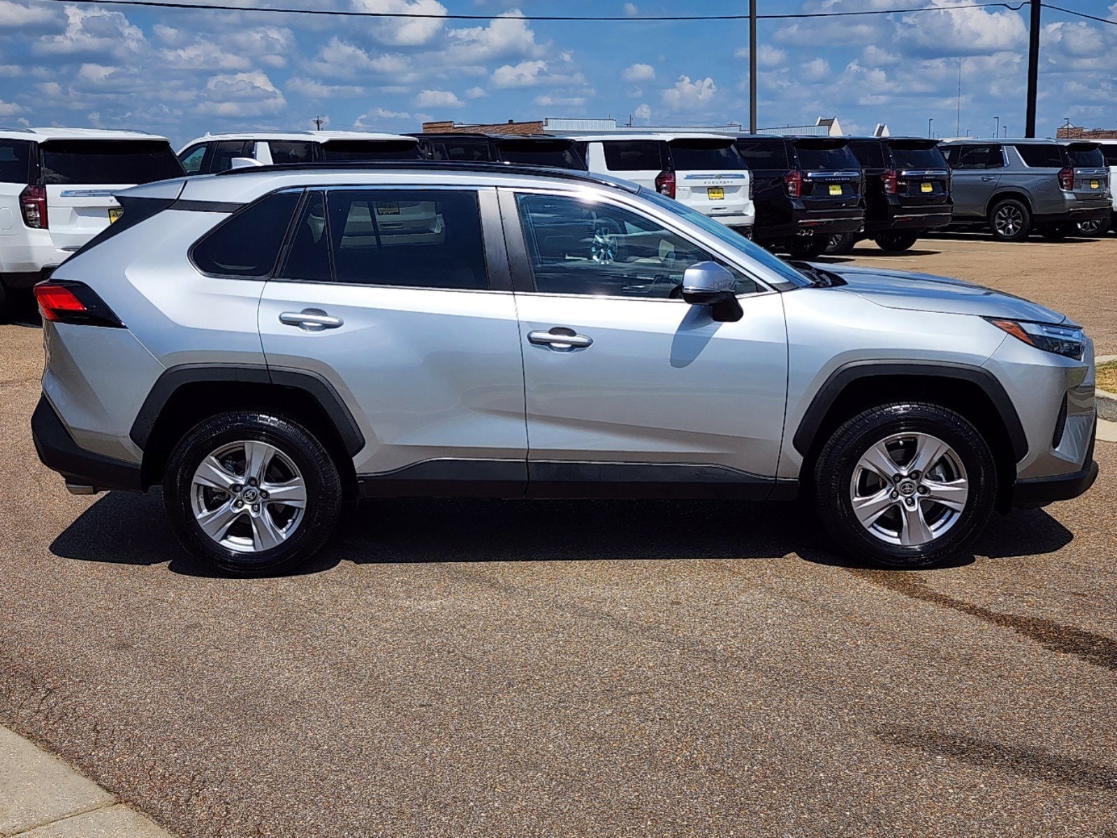 Used 2023 Toyota RAV4 XLE with VIN 2T3W1RFV9PW245738 for sale in Madison, MS