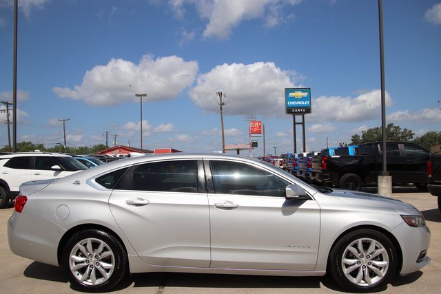 Used 2018 Chevrolet Impala 1LT with VIN 2G1105S32J9145310 for sale in Freer, TX