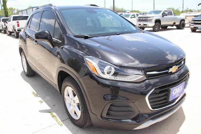 Used 2020 Chevrolet Trax LT with VIN KL7CJLSBXLB026945 for sale in Freer, TX