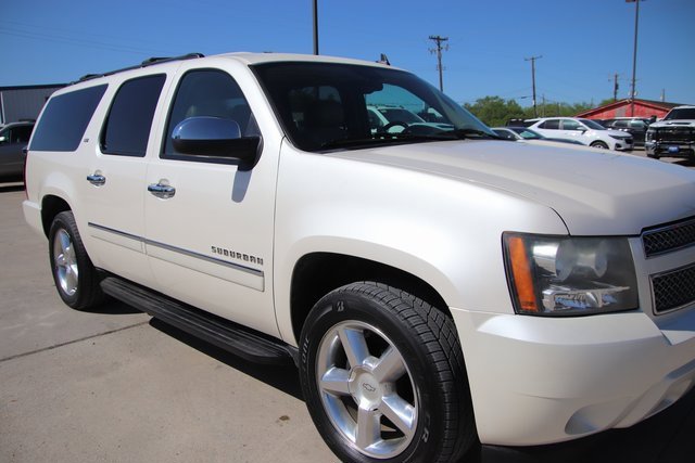 Used 2014 Chevrolet Suburban LTZ with VIN 1GNSCKE0XER139194 for sale in Freer, TX