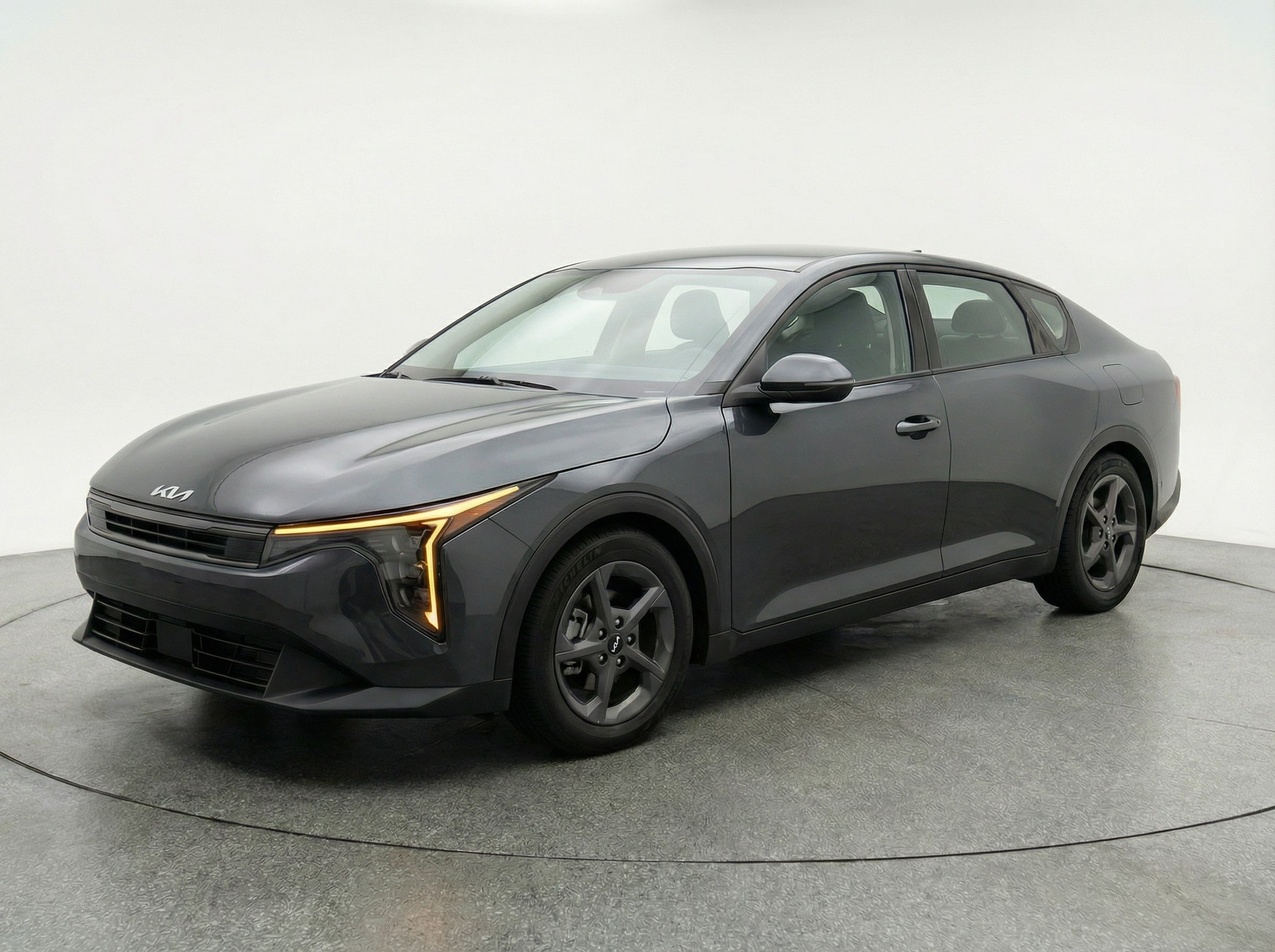 Thumbnail: 2025 Kia K4 - 3