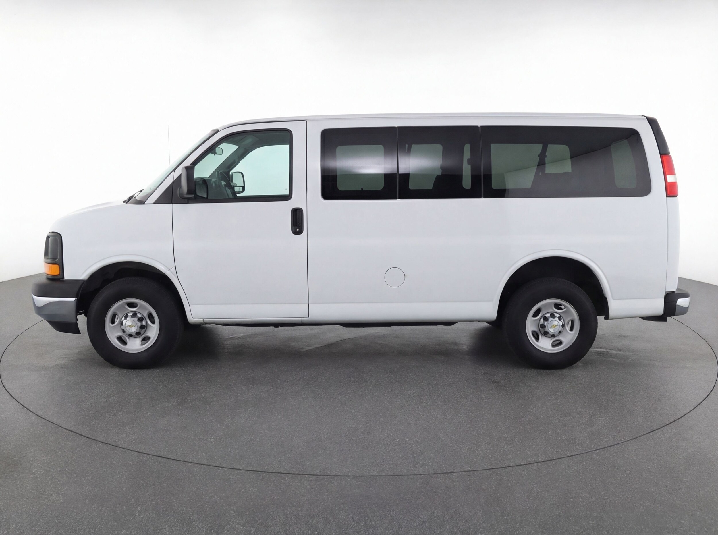 Thumbnail: 2025 Chevrolet Express - 5