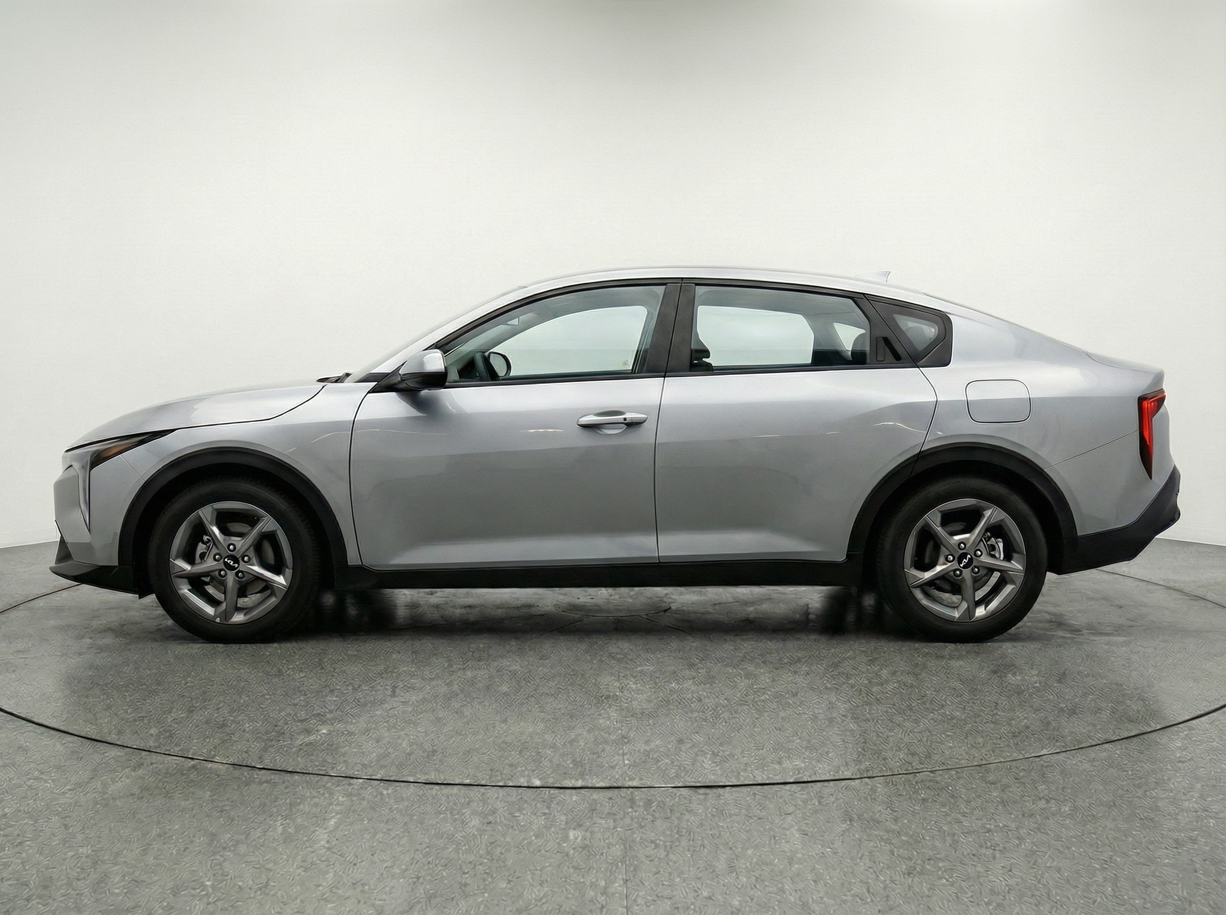 Thumbnail: 2025 Kia K4 - 4