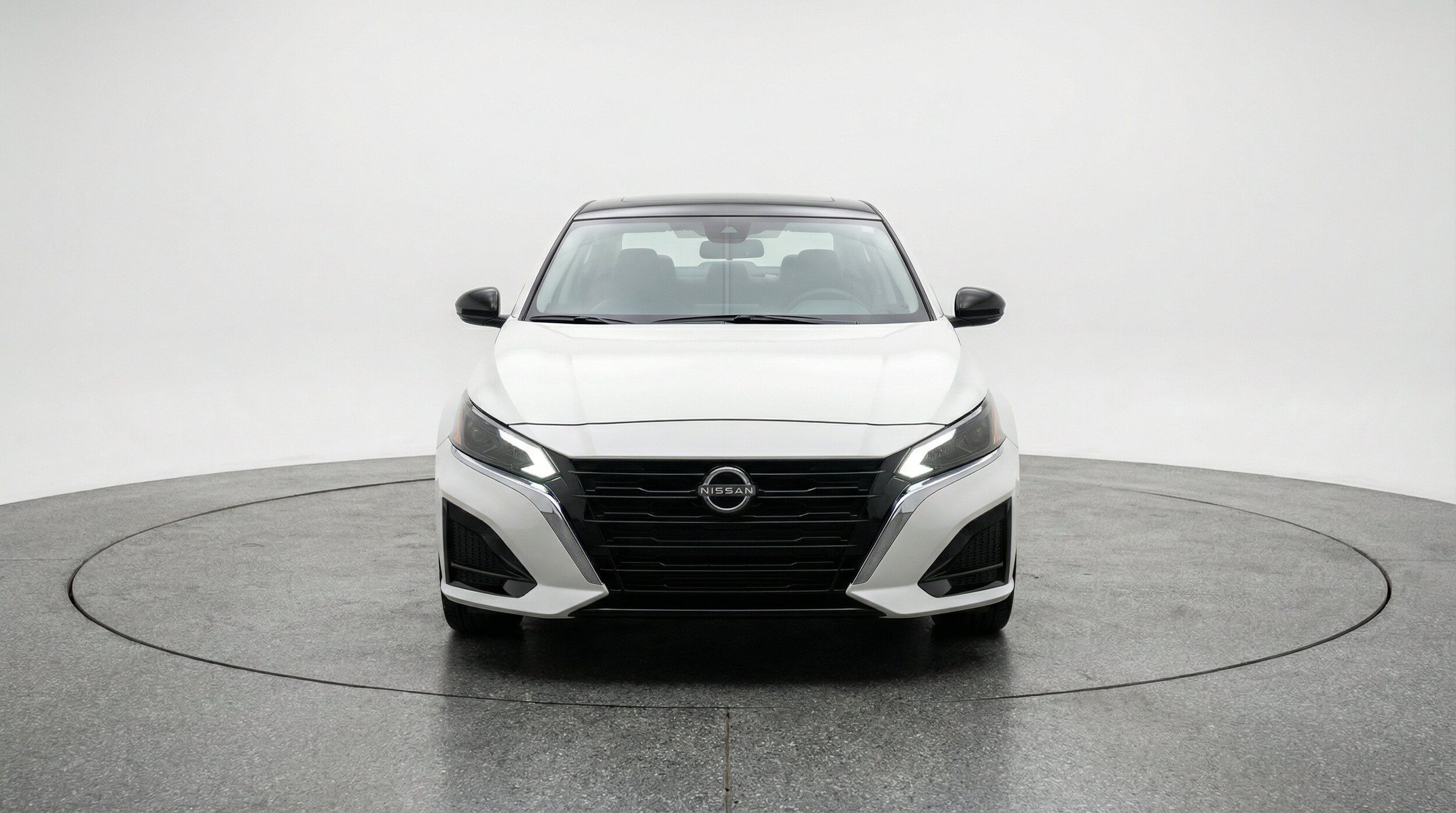 Thumbnail: 2025 Nissan Altima - 2