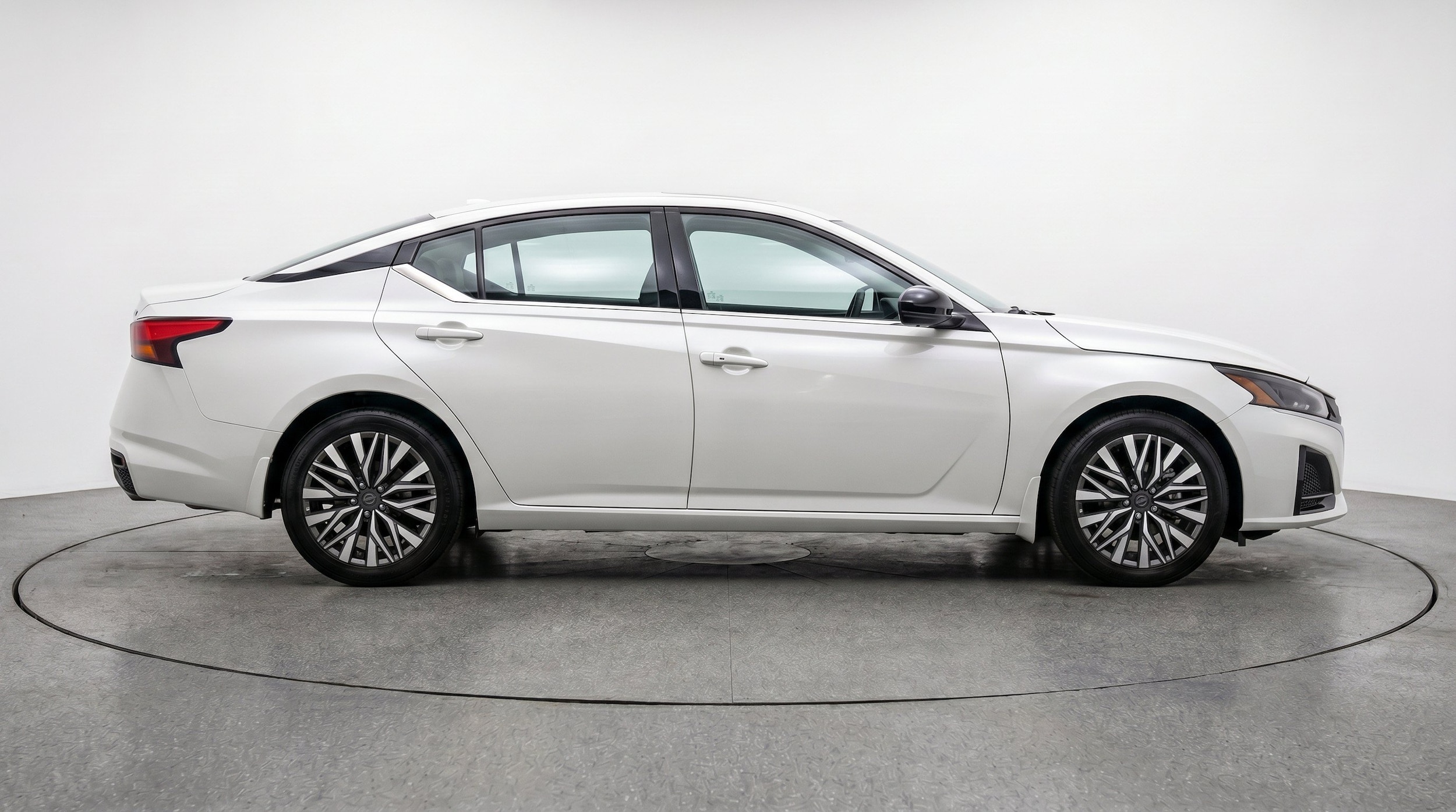 Thumbnail: 2026 Nissan Altima - 10