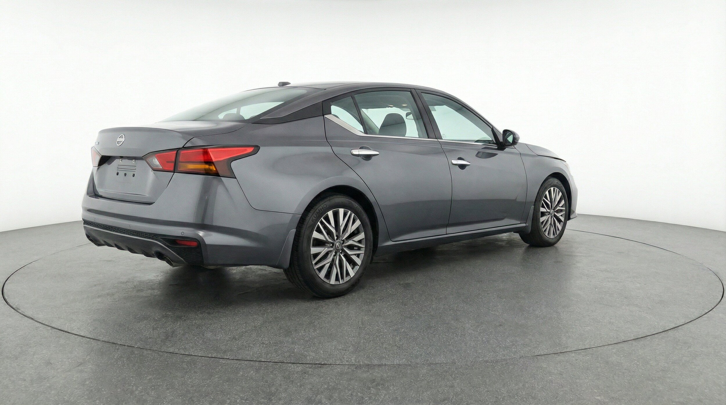 Thumbnail: 2025 Nissan Altima - 9