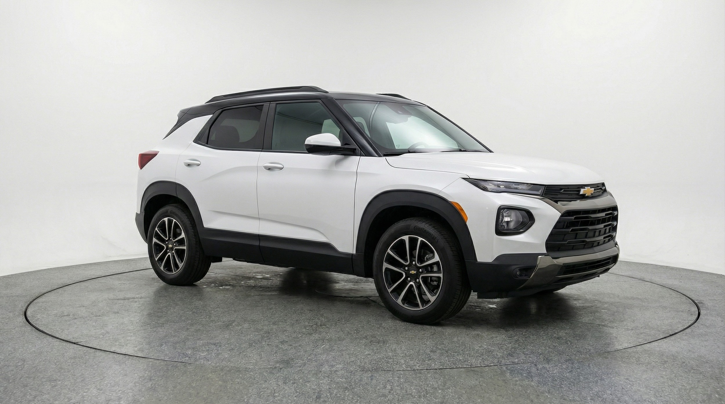 Thumbnail: 2025 Chevrolet TrailBlazer - 1