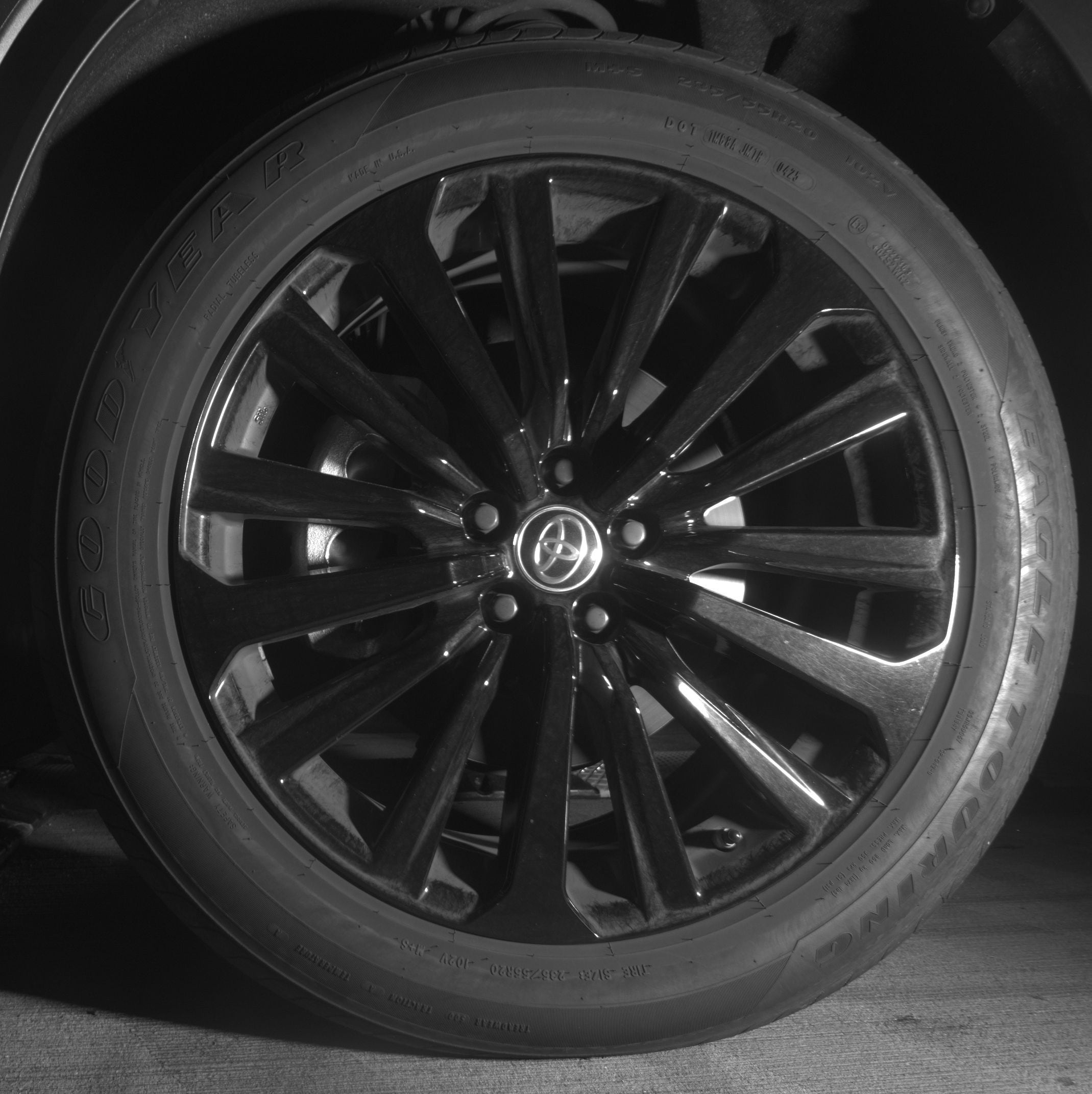 Thumbnail: 2025 Toyota Highlander - 9