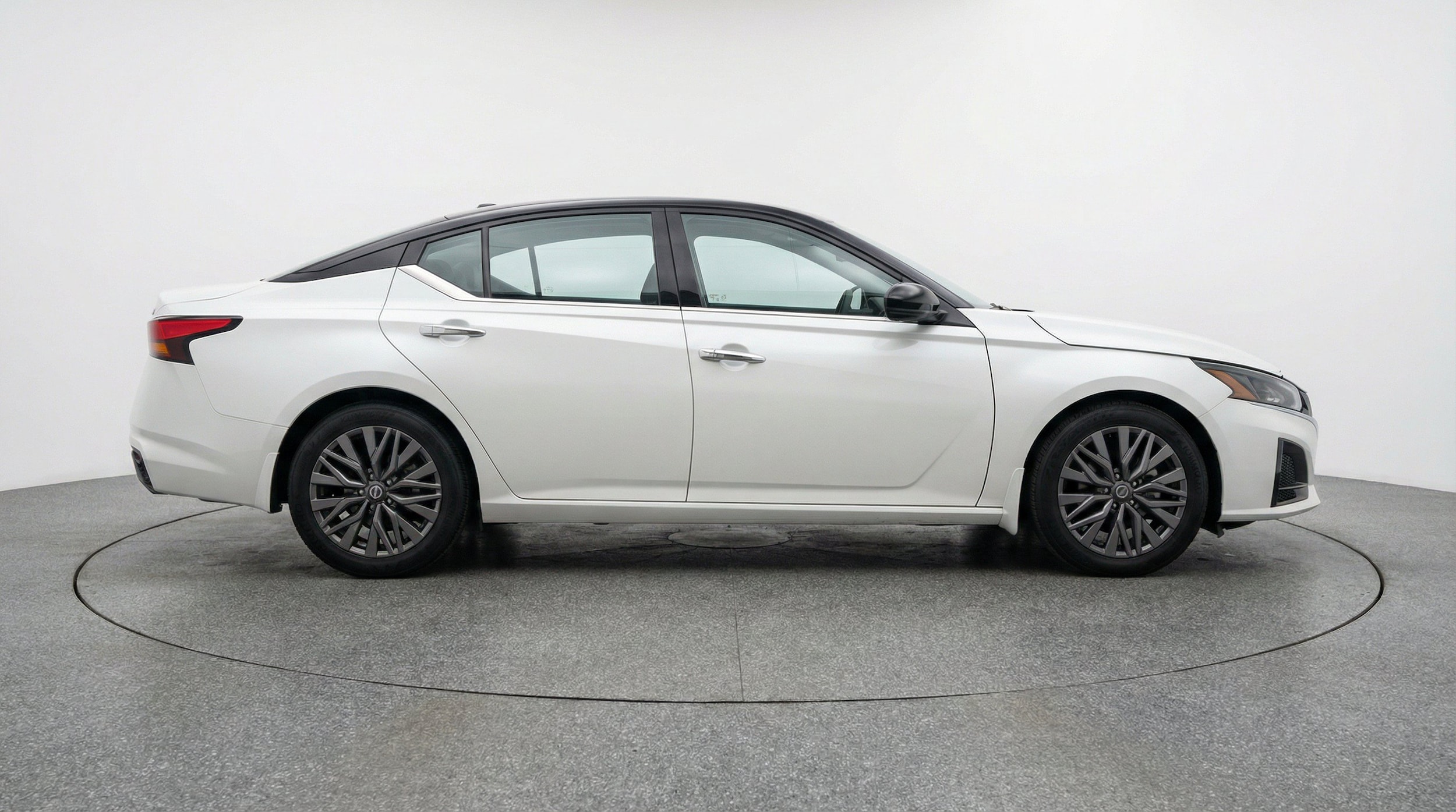 Thumbnail: 2025 Nissan Altima - 11