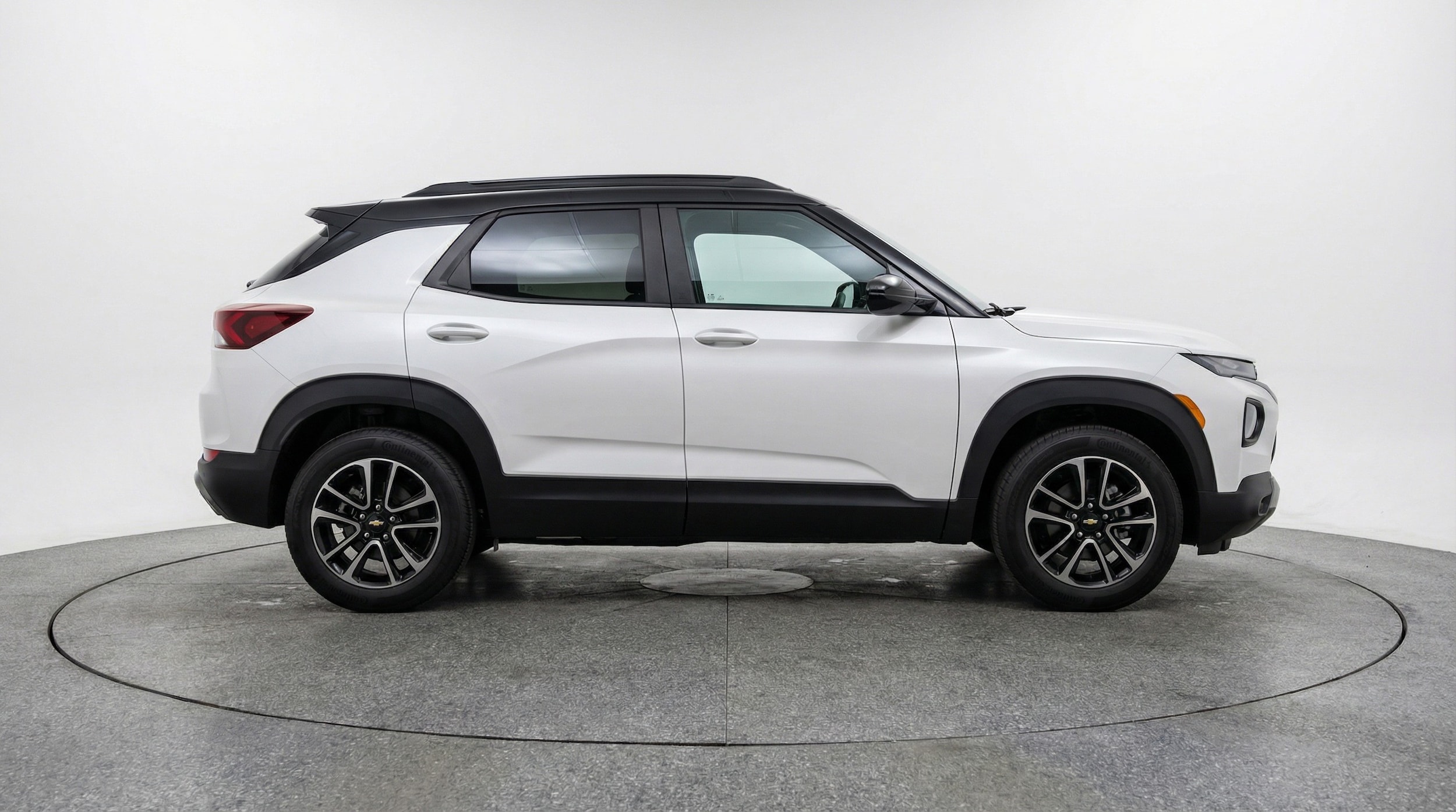 Thumbnail: 2025 Chevrolet TrailBlazer - 8