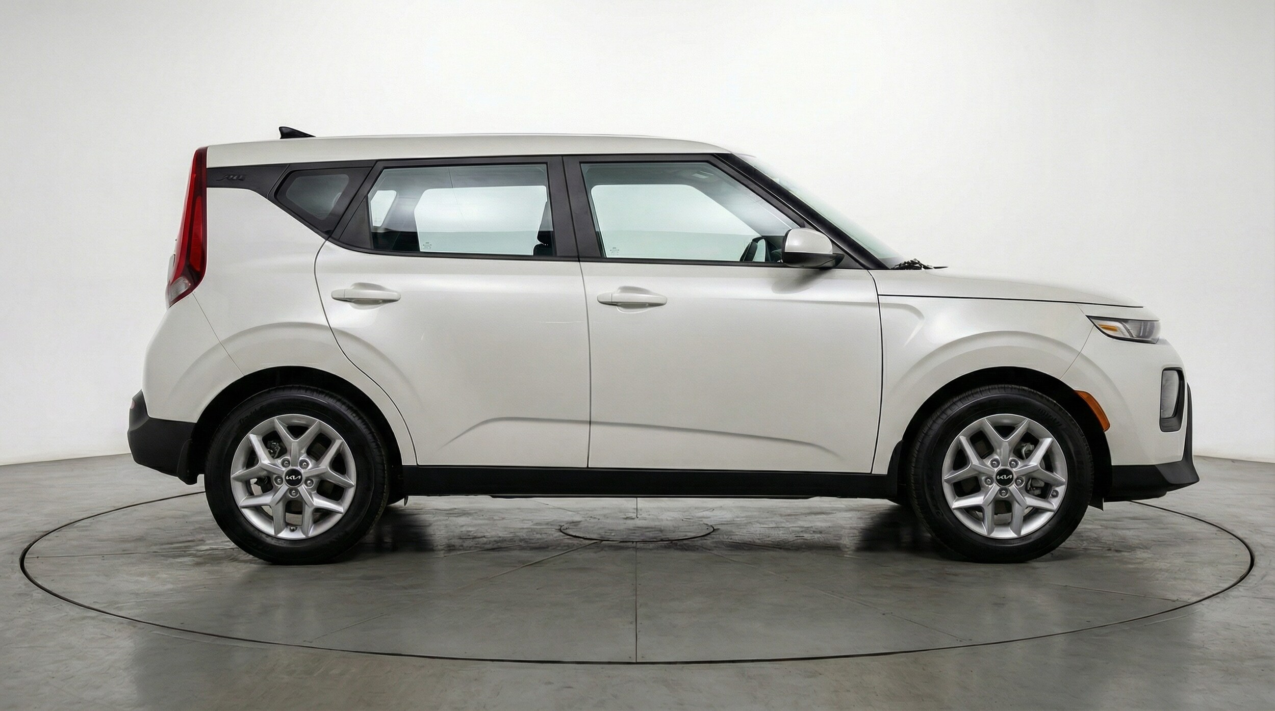 Thumbnail: 2025 Kia Soul - 8