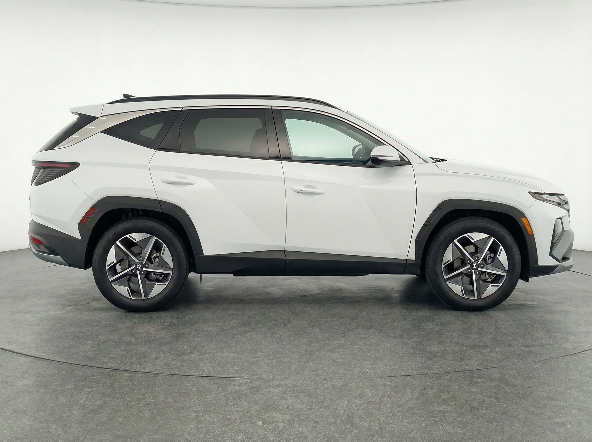 Thumbnail: 2025 Hyundai Tucson - 8