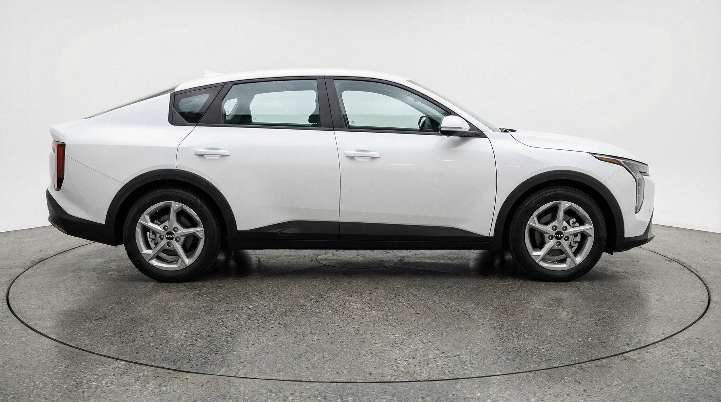 Thumbnail: 2025 Kia K4 - 8