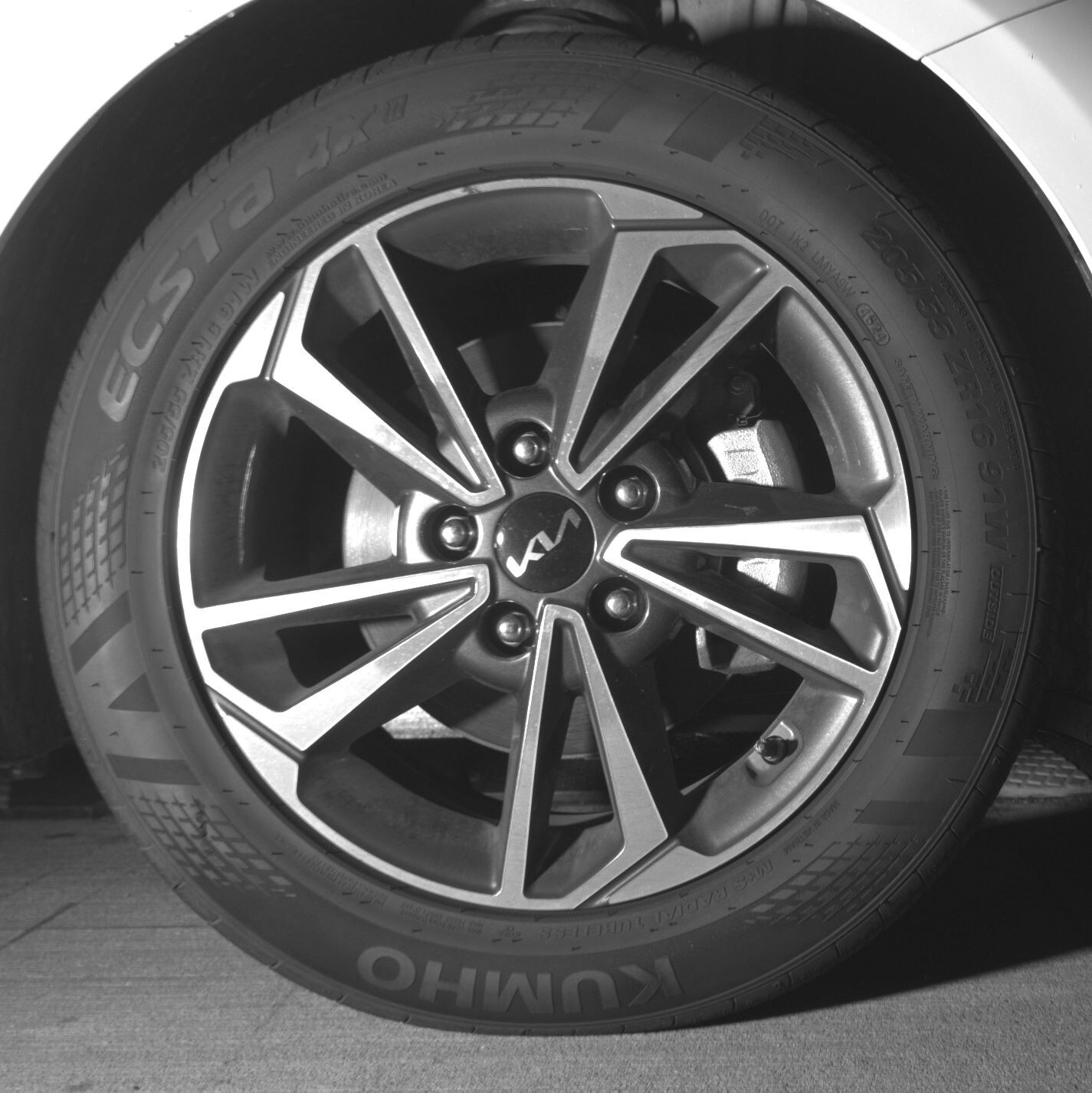 Thumbnail: 2024 Kia Forte - 15