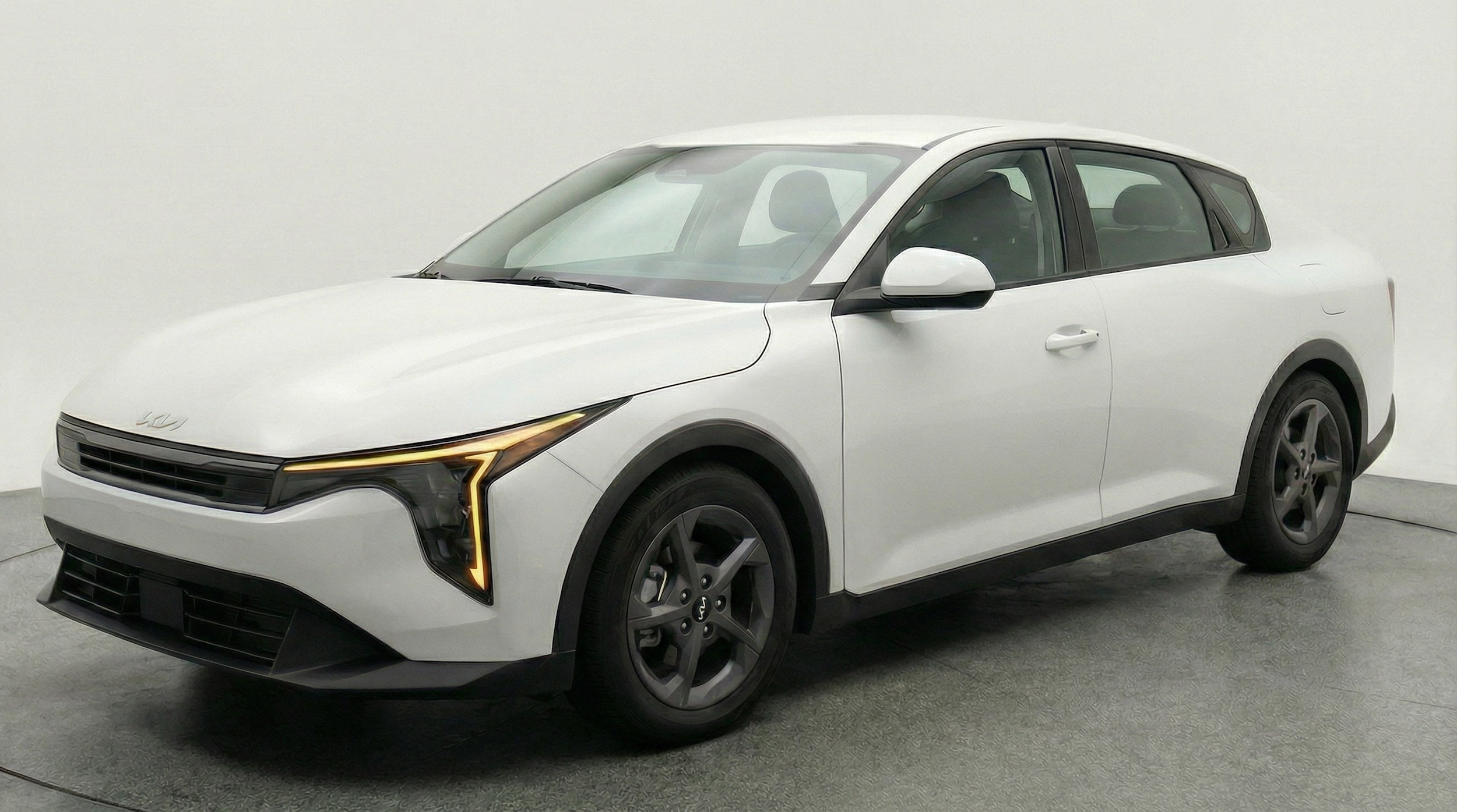 Thumbnail: 2025 Kia K4 - 3