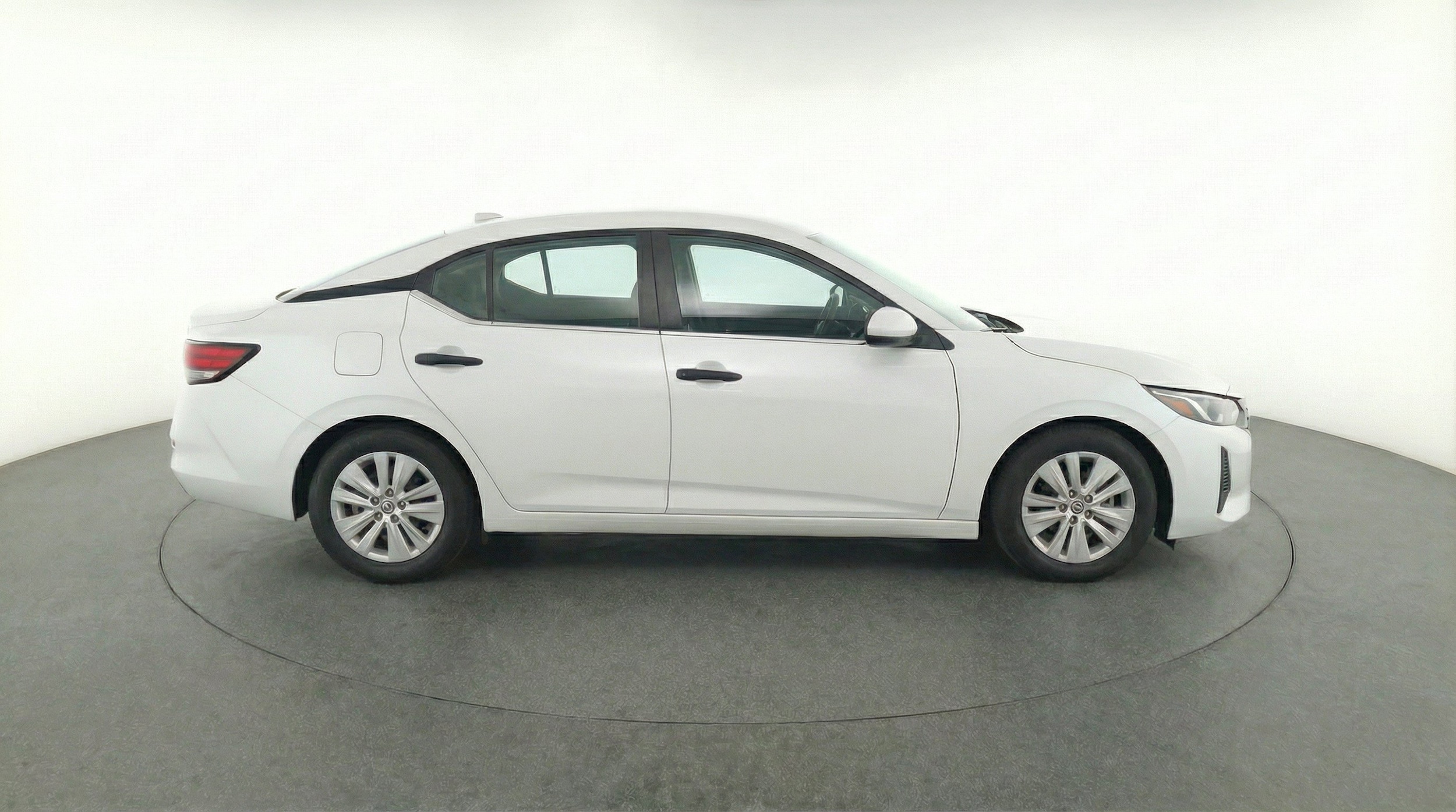 Thumbnail: 2025 Nissan Sentra - 11