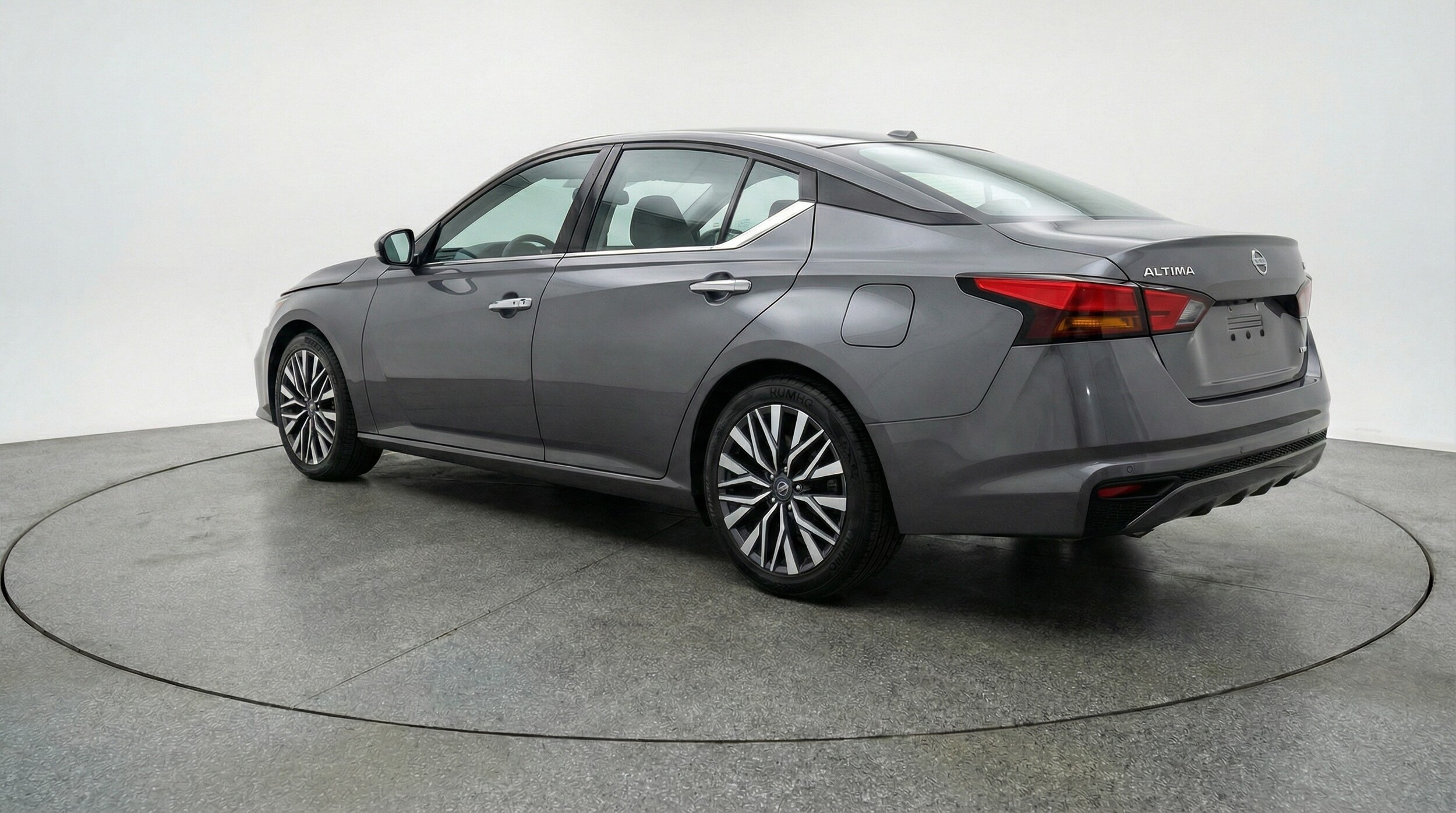 Thumbnail: 2025 Nissan Altima - 5