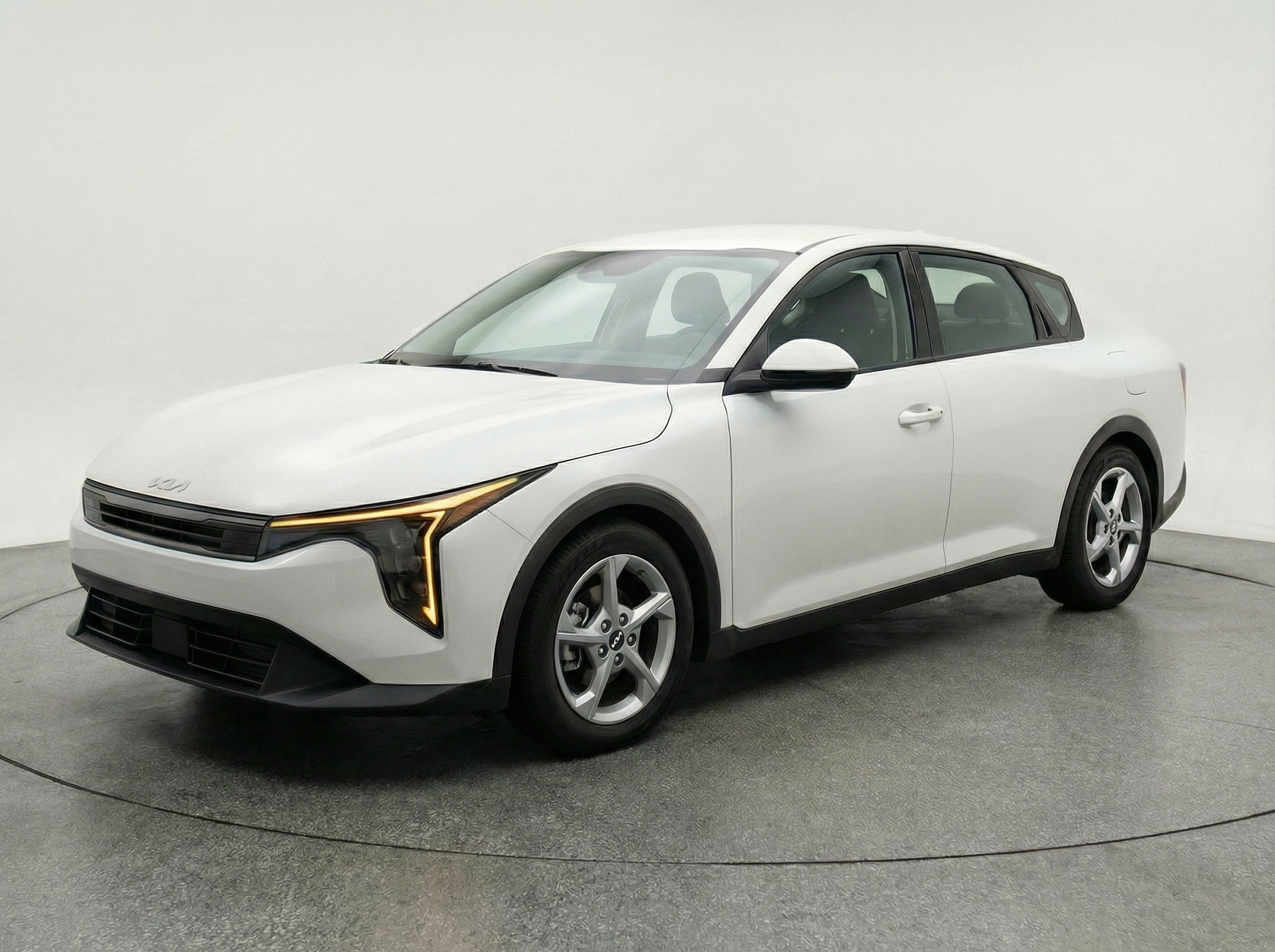 Thumbnail: 2025 Kia K4 - 3