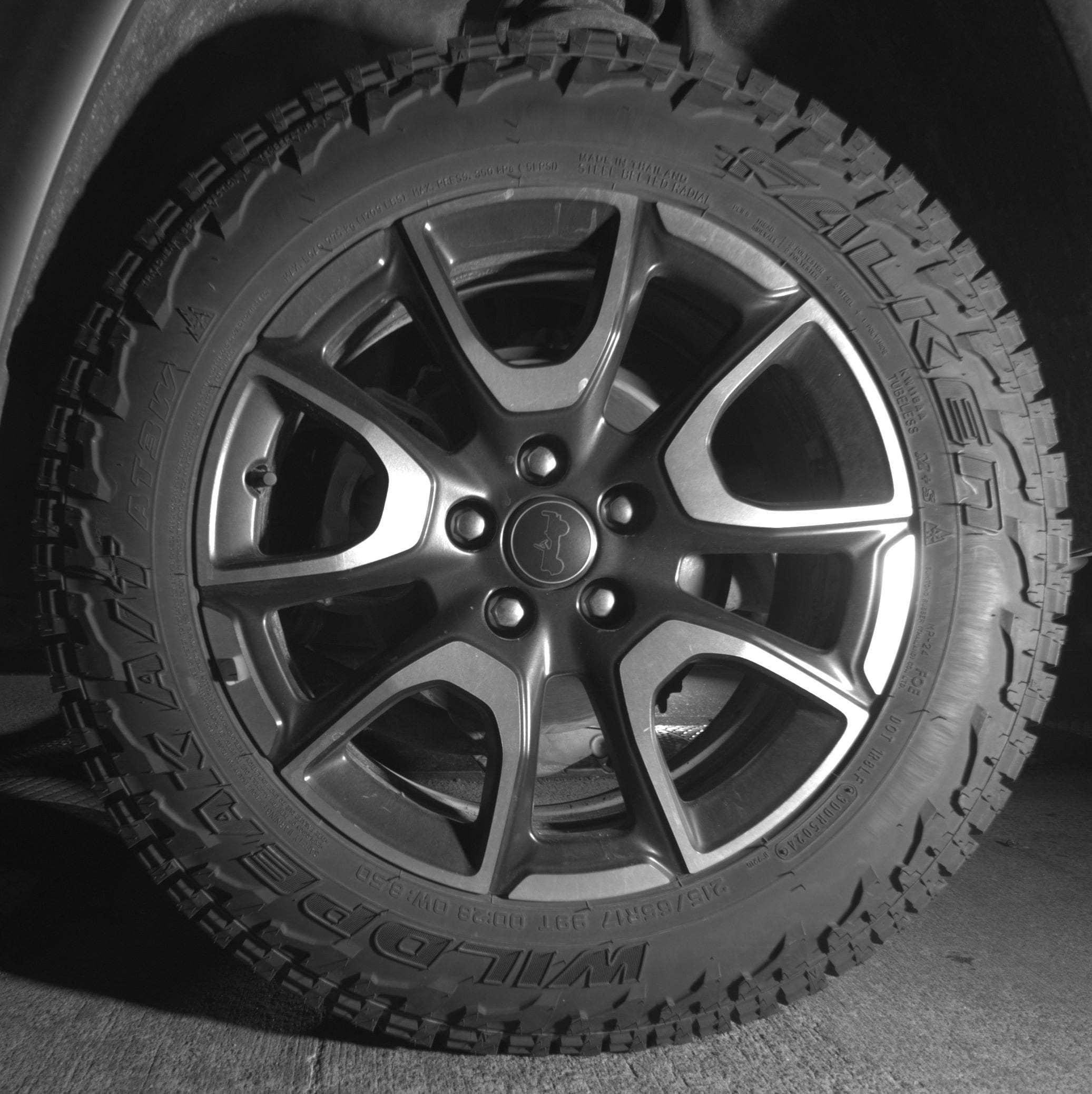 Thumbnail: 2025 Jeep Compass - 14