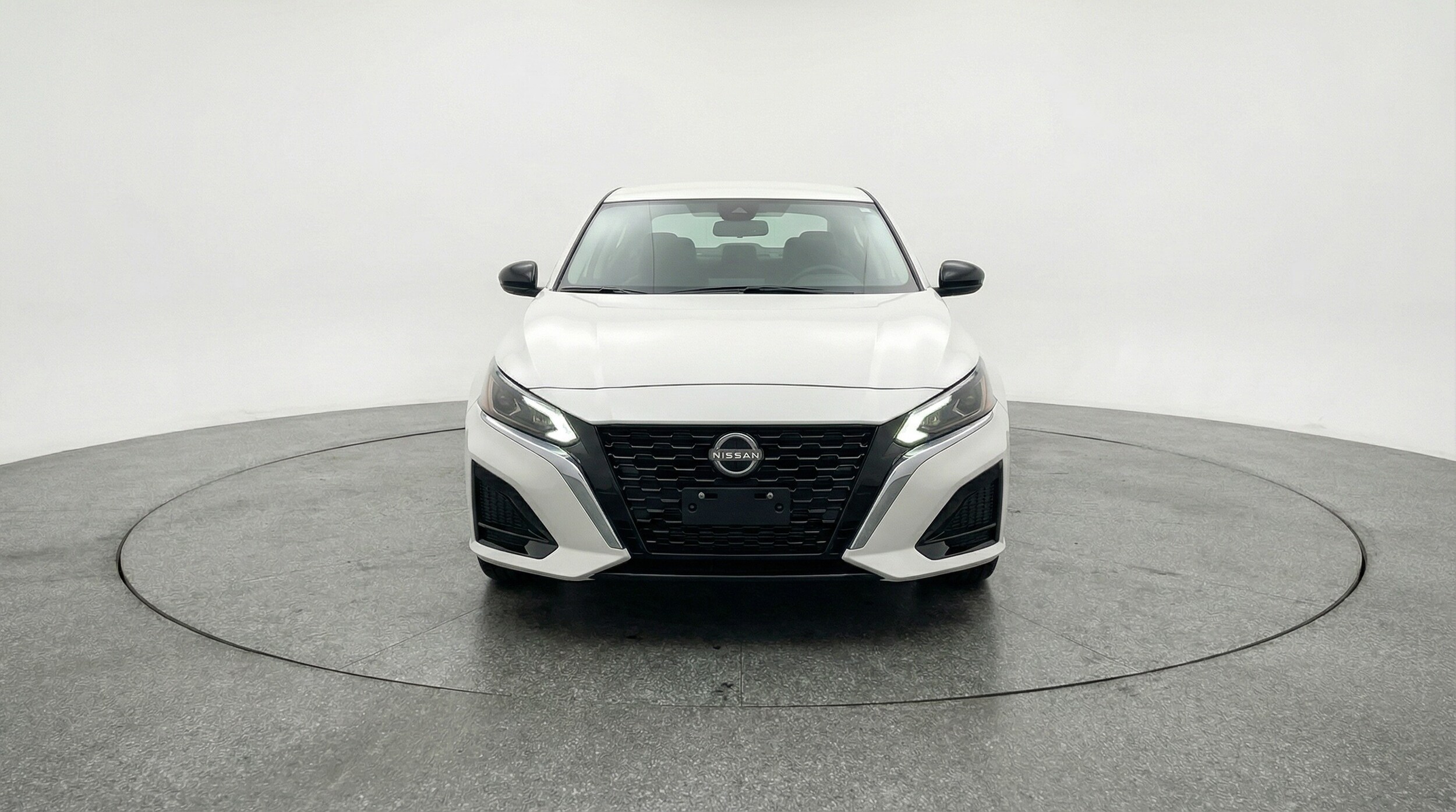 Thumbnail: 2025 Nissan Altima - 2