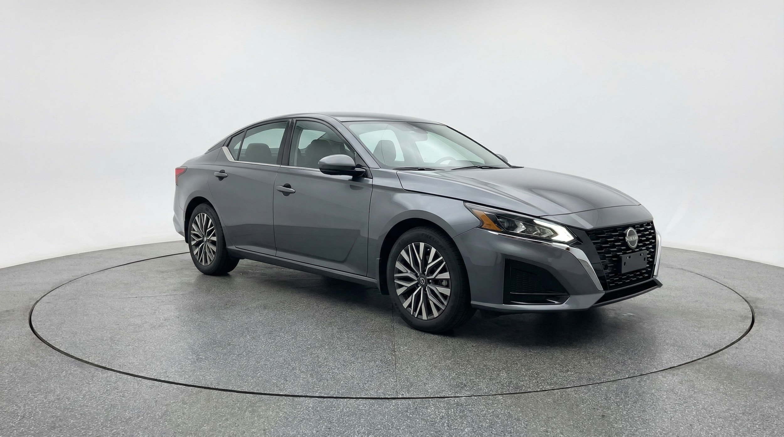 Thumbnail: 2025 Nissan Altima - 1