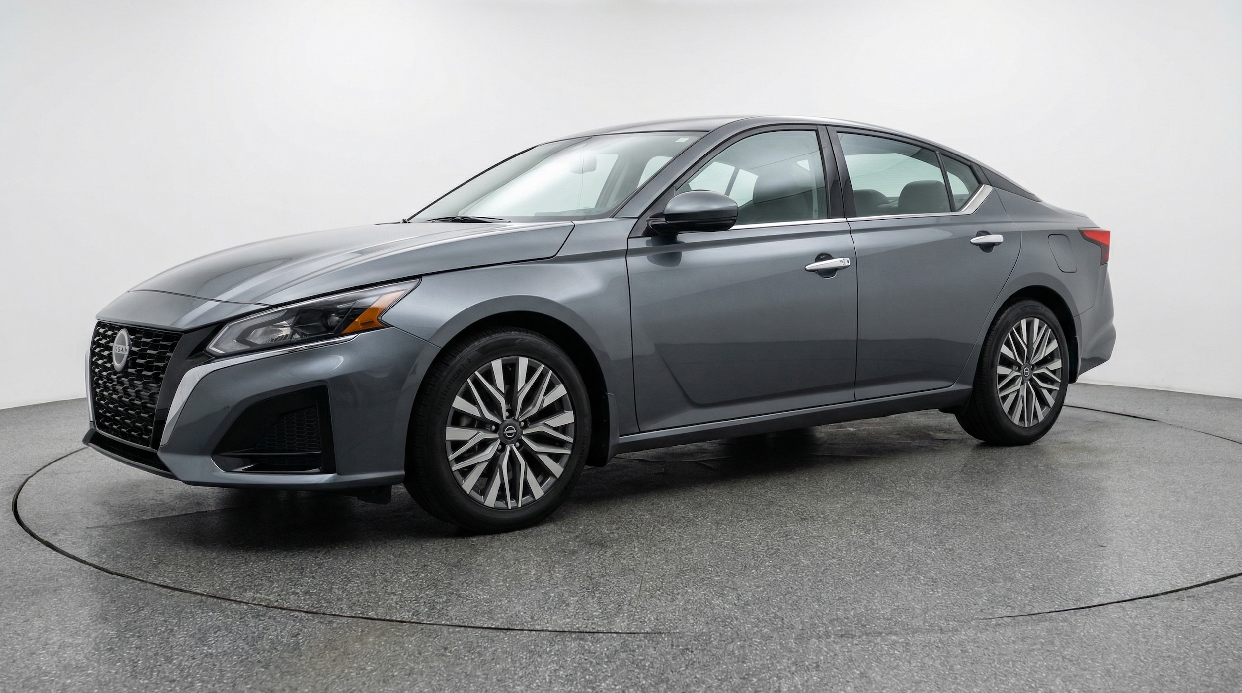 Thumbnail: 2025 Nissan Altima - 3