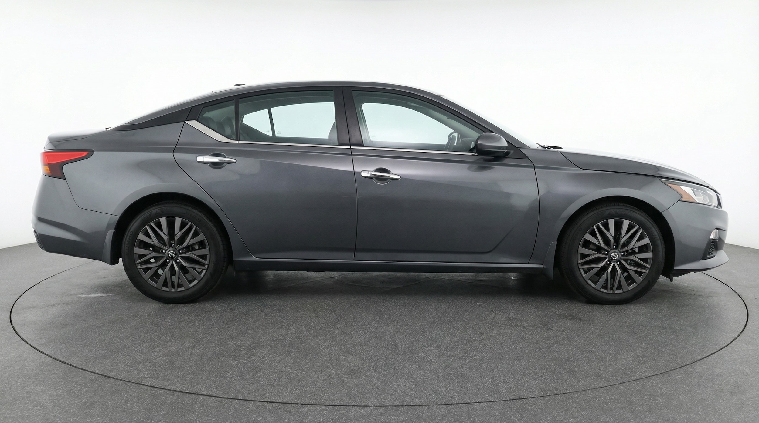 Thumbnail: 2025 Nissan Altima - 8