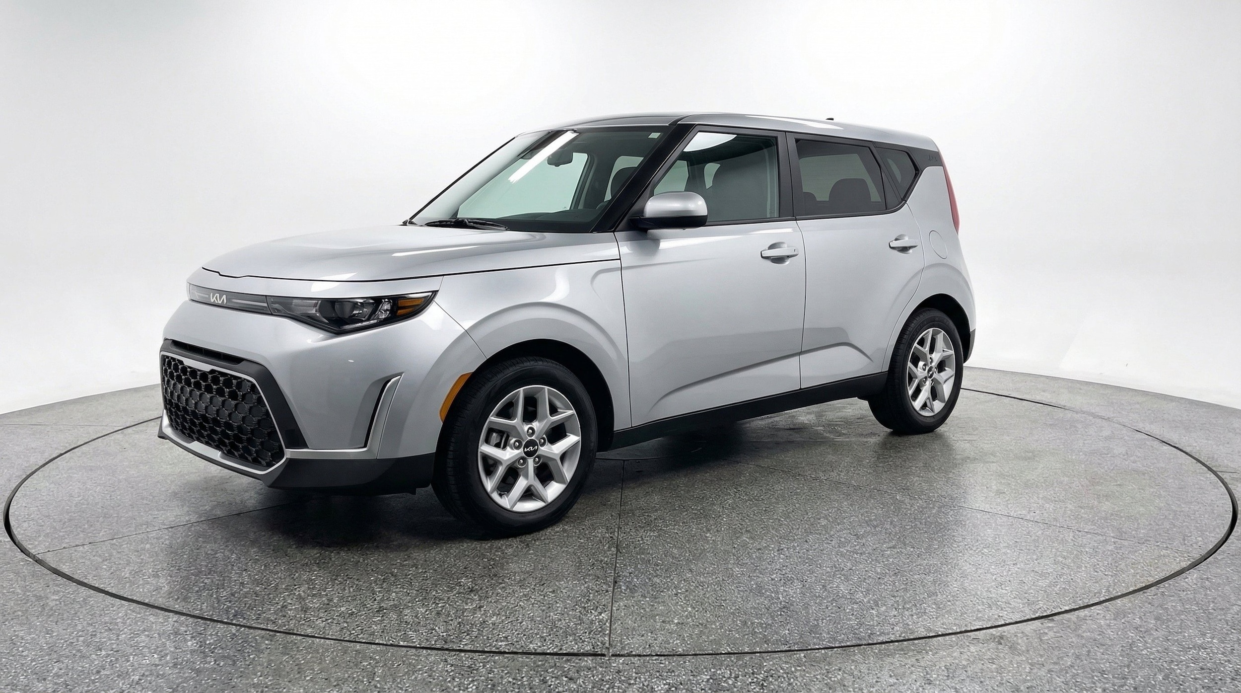 Thumbnail: 2025 Kia Soul - 3