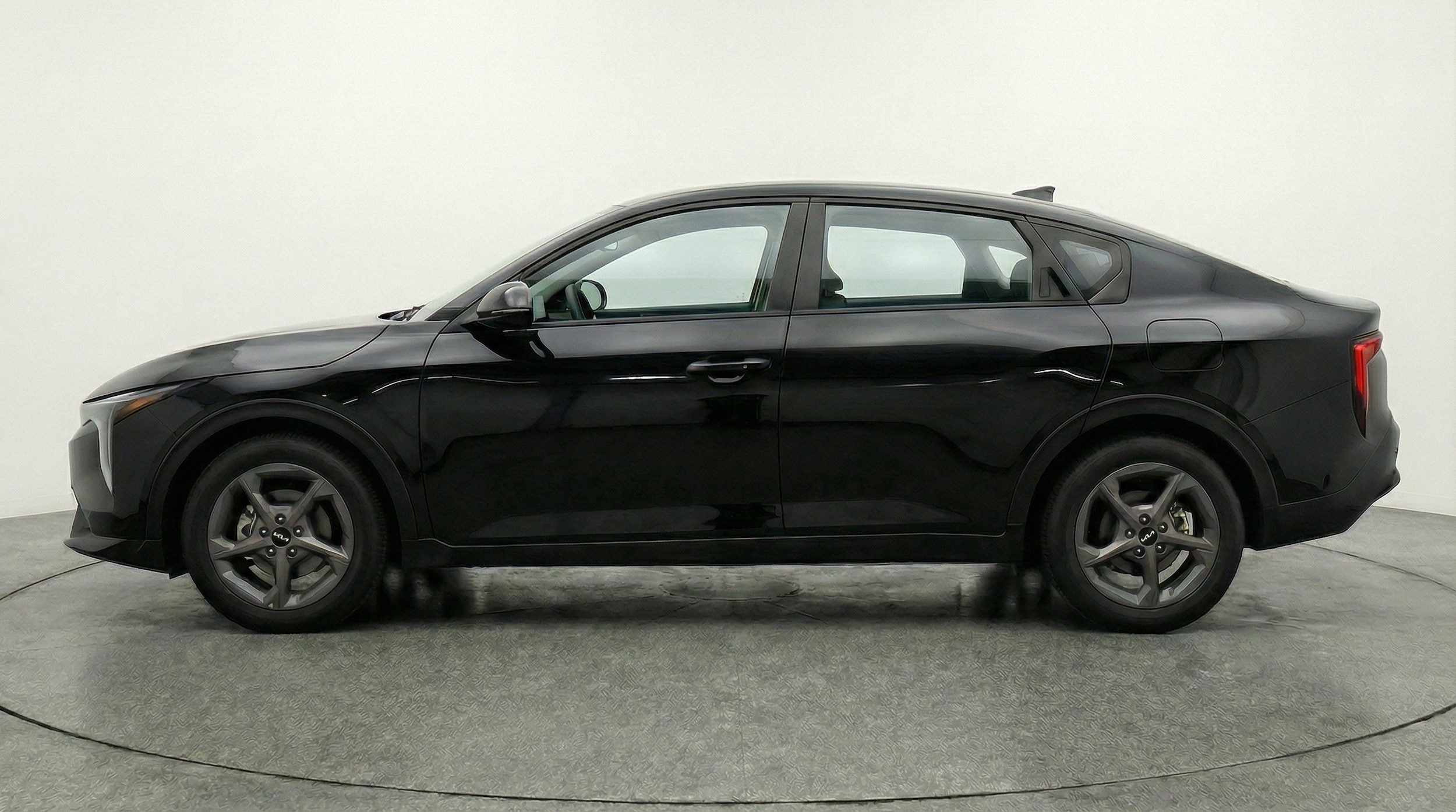 Thumbnail: 2025 Kia K4 - 4