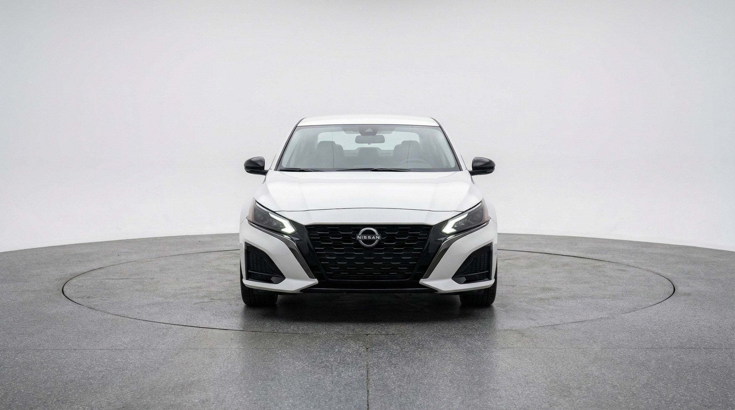 Thumbnail: 2025 Nissan Altima - 2