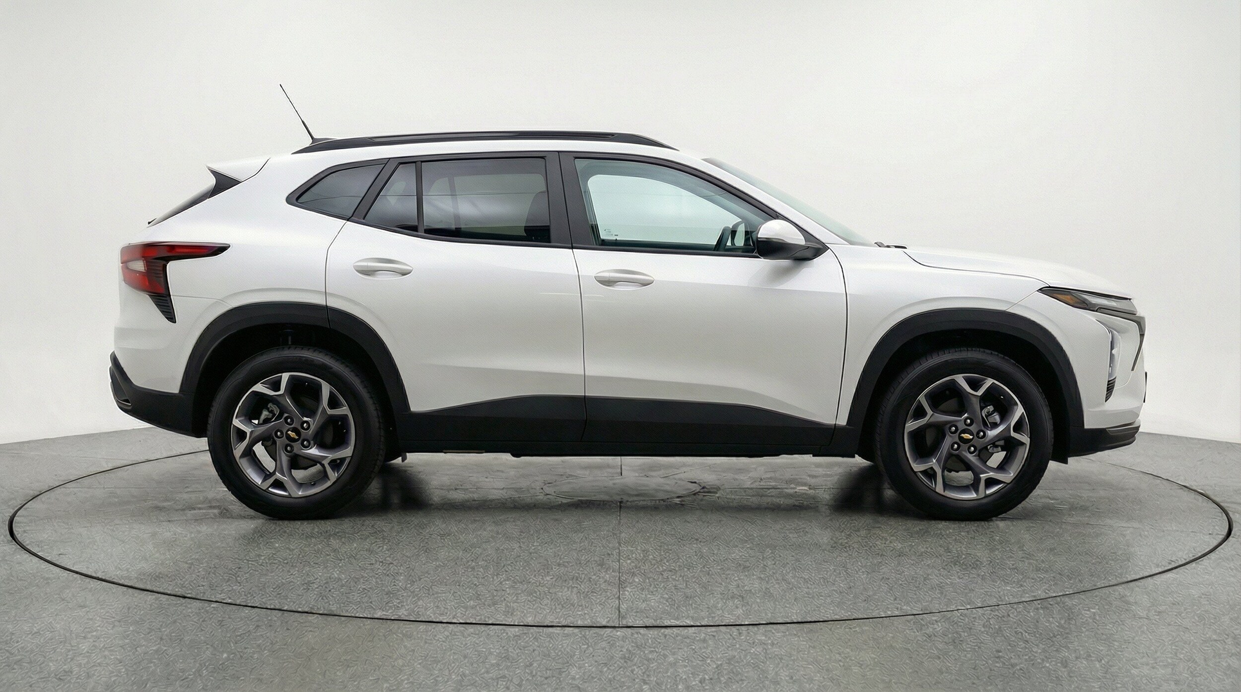 Thumbnail: 2025 Chevrolet Trax - 11