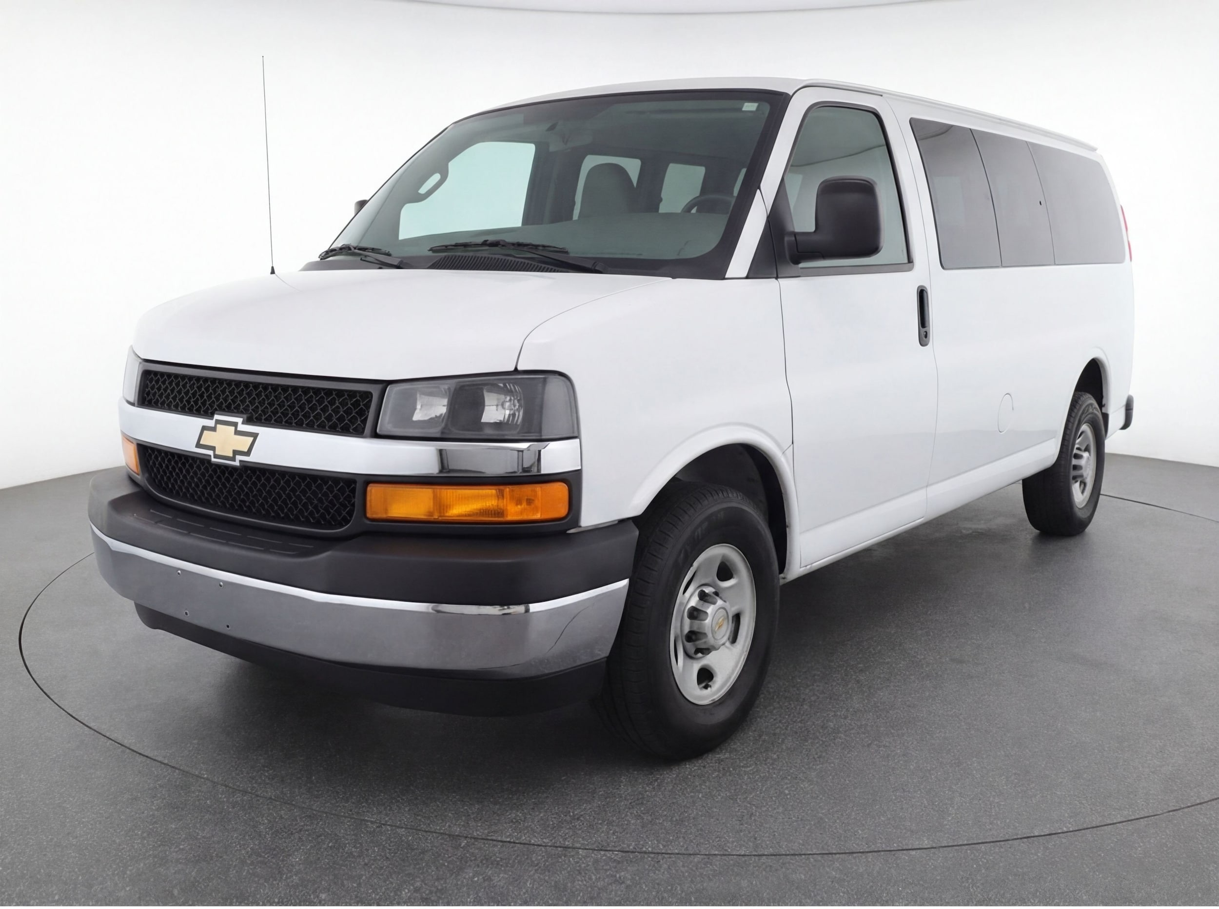 Thumbnail: 2025 Chevrolet Express - 3
