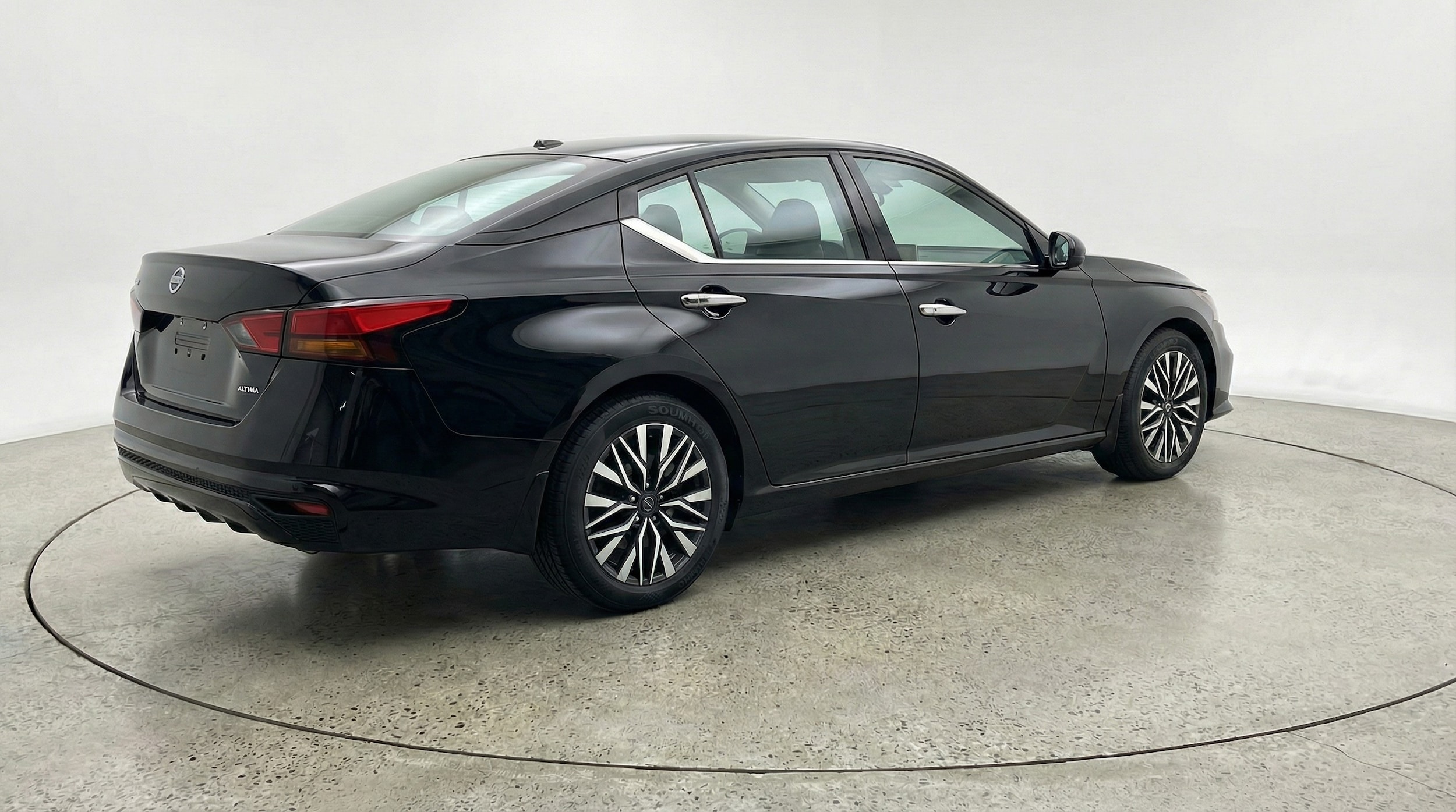 Thumbnail: 2025 Nissan Altima - 7