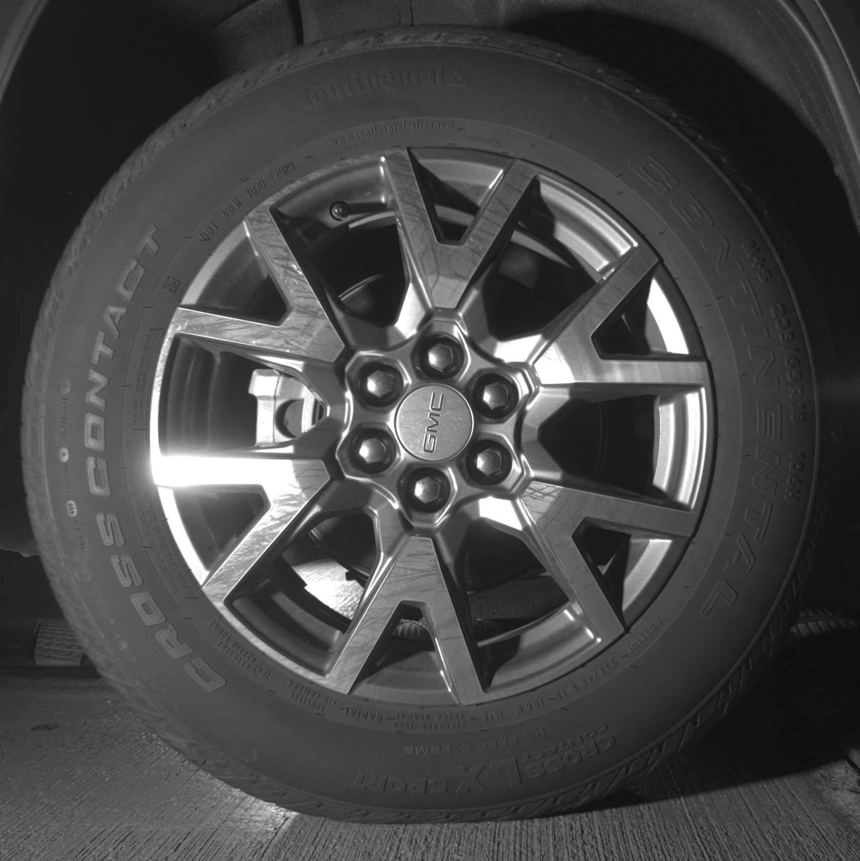 Thumbnail: 2023 GMC Acadia - 12