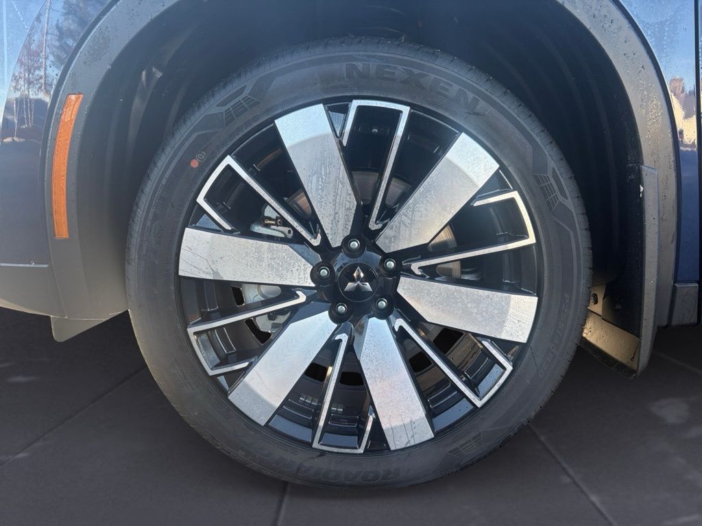 2026 Mitsubishi Outlander SE - Photo 9