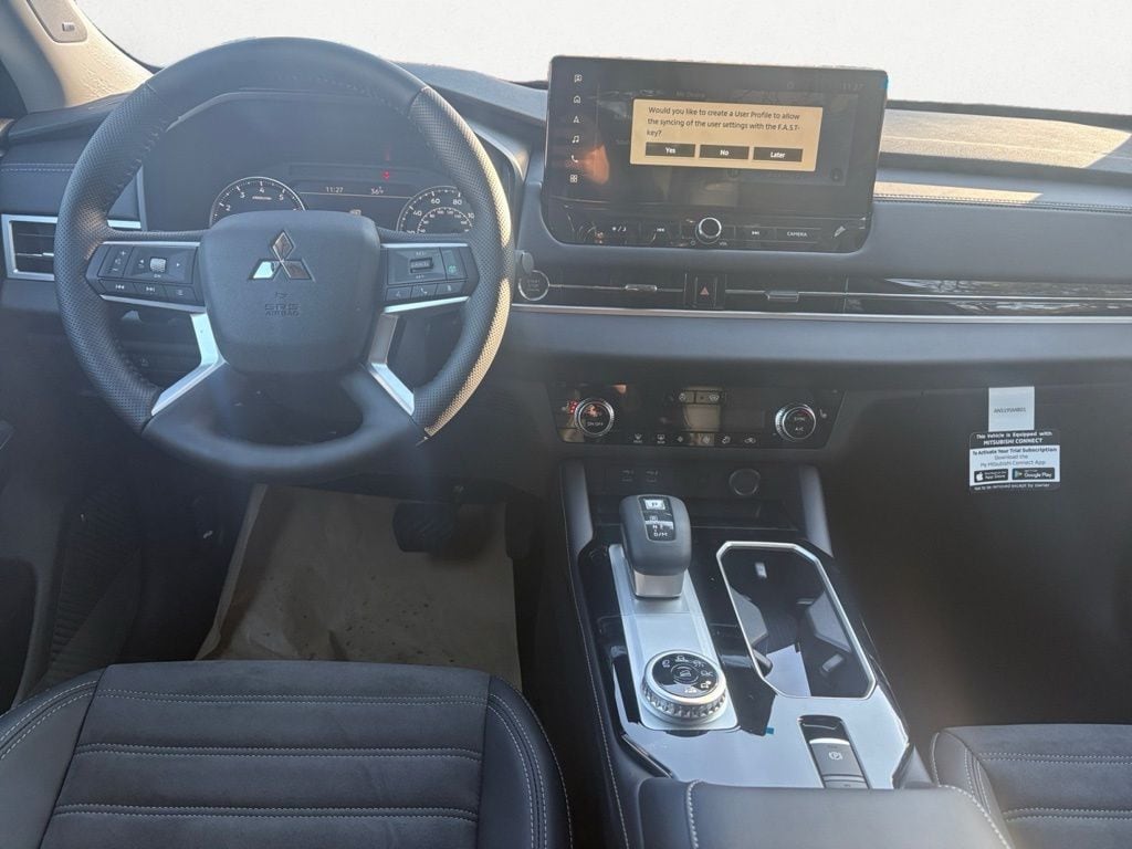 2026 Mitsubishi Outlander SE - Photo 11