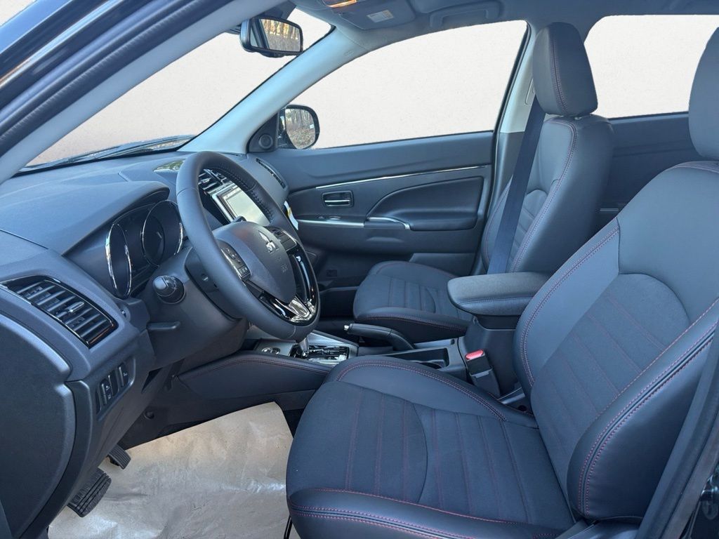 2026 Mitsubishi Outlander Sport SE - Photo 10