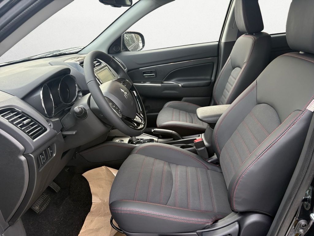 2026 Mitsubishi Outlander Sport SE - Photo 10