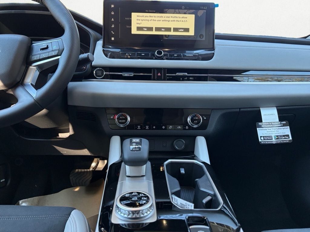 2026 Mitsubishi Outlander SE - Photo 19