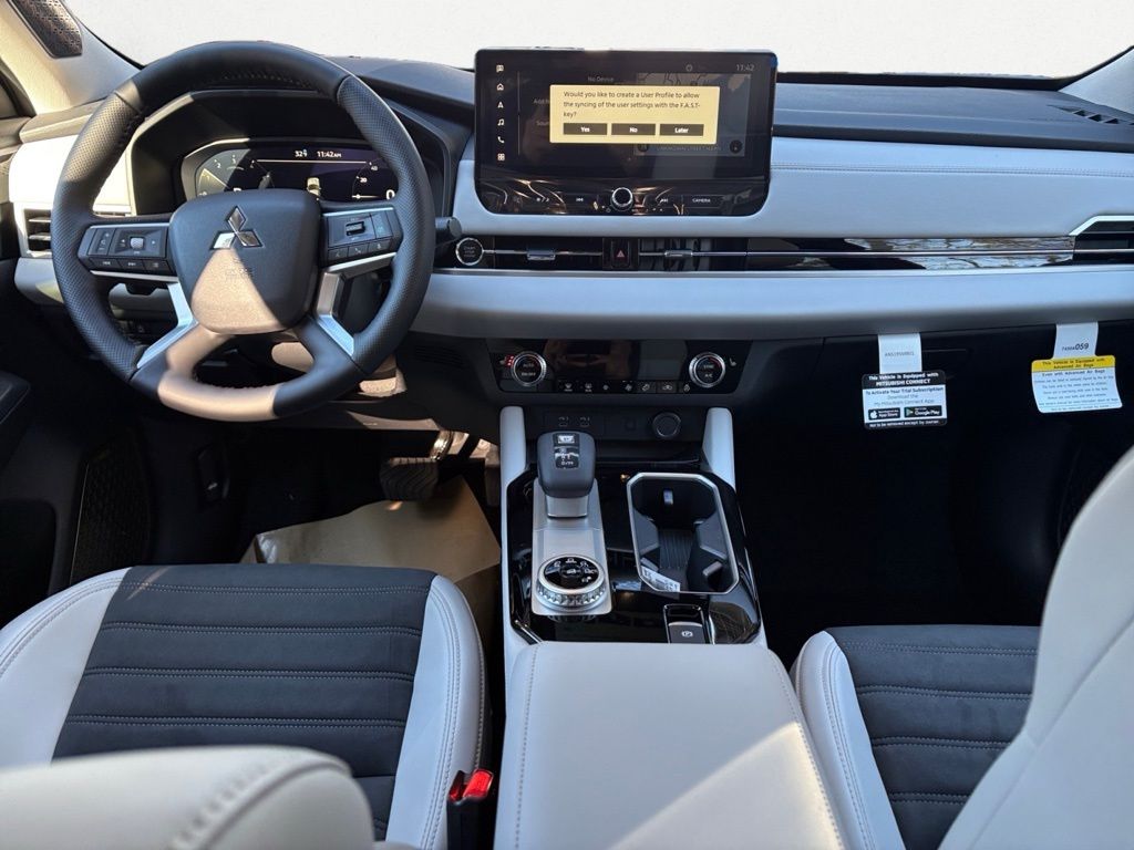 2026 Mitsubishi Outlander SE - Photo 11