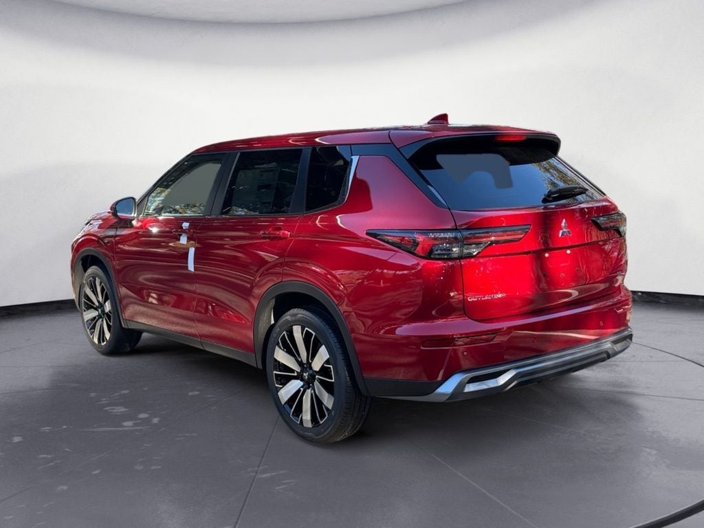 2026 Mitsubishi Outlander SE - Photo 3