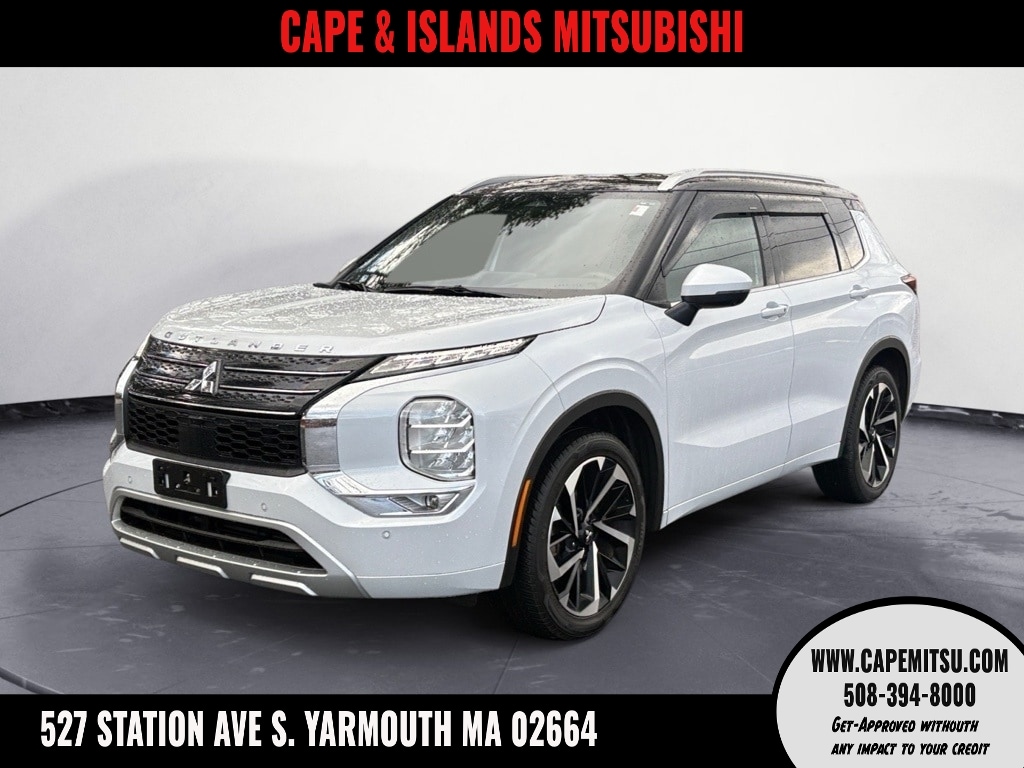 2024 Mitsubishi Outlander SEL's photo
