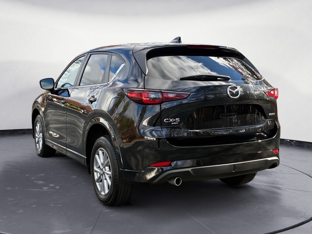 2025 Mazda CX-5 2.5 S Preferred photo 3