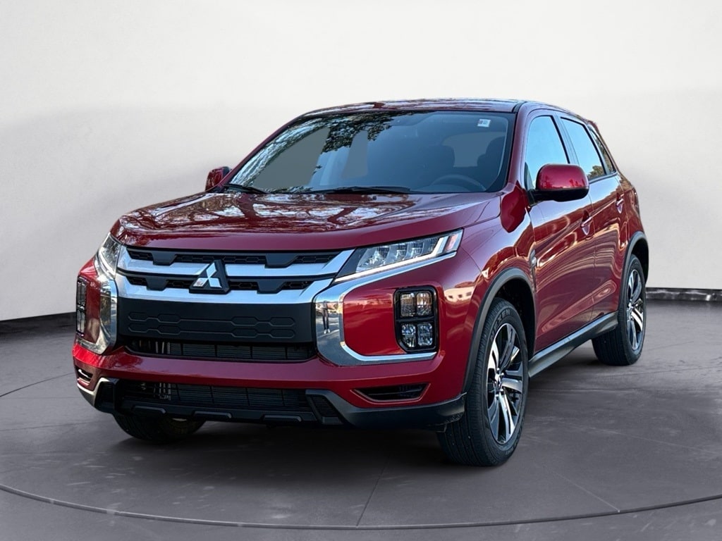 2025 Mitsubishi Outlander Sport ES's photo