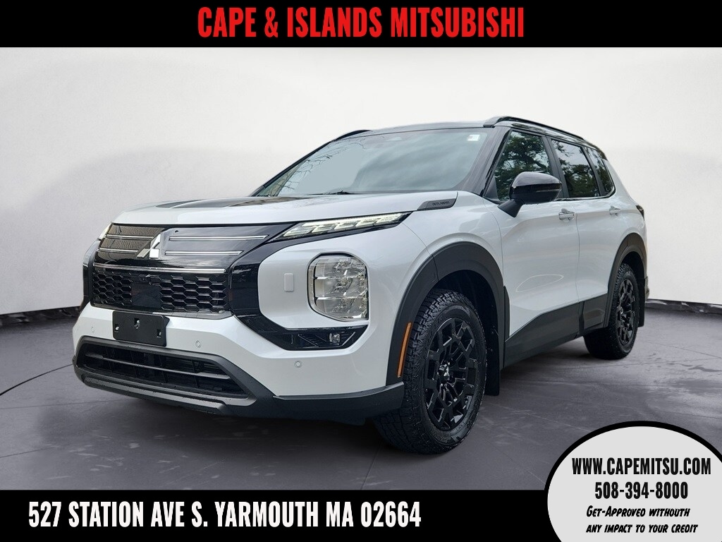 2025 Mitsubishi Outlander Trail Edition's photo