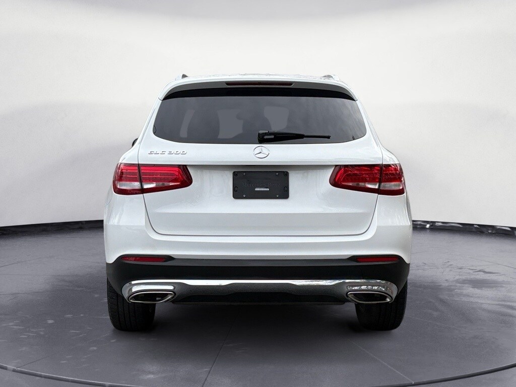 2019 Mercedes Benz GLC 300 photo 4