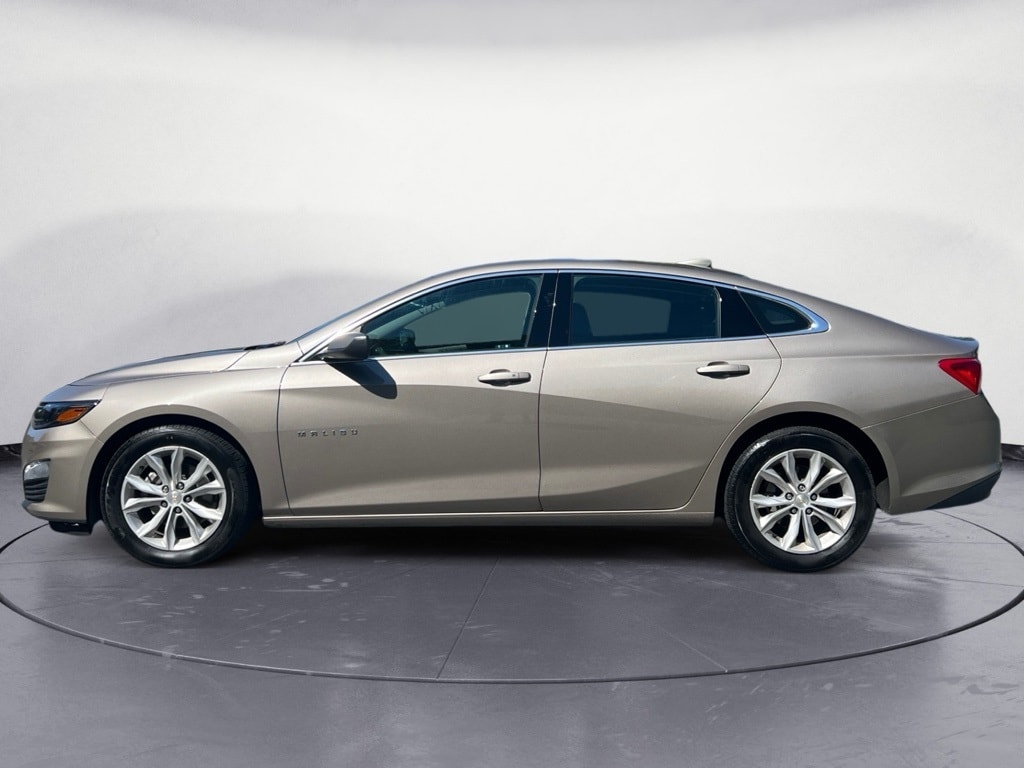 Used 2023 Chevrolet Malibu 1LT with VIN 1G1ZD5ST0PF186459 for sale in Yarmouth, MA