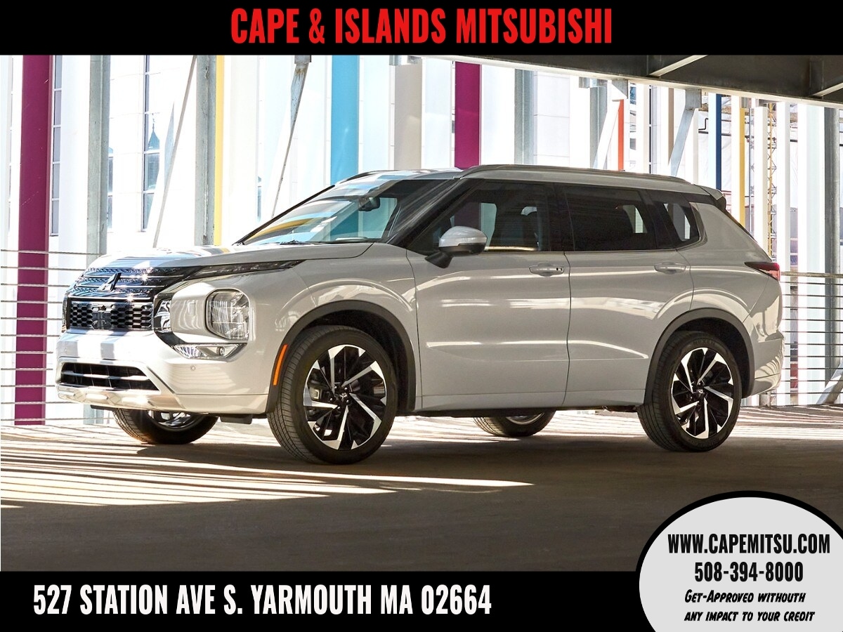 2022 Mitsubishi Outlander SEL S-AWC's photo